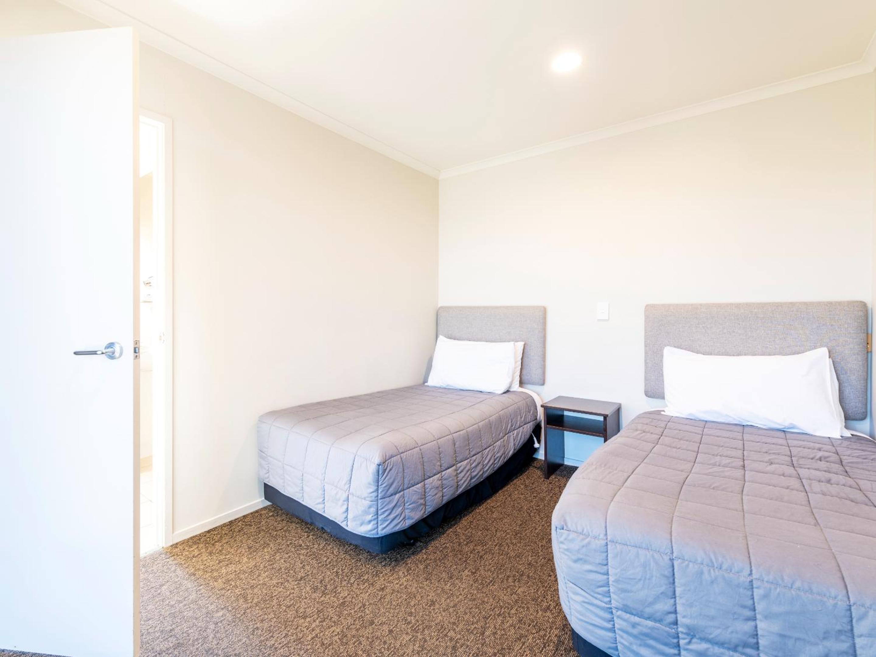 One-Bedroom Apartment - Photo 10