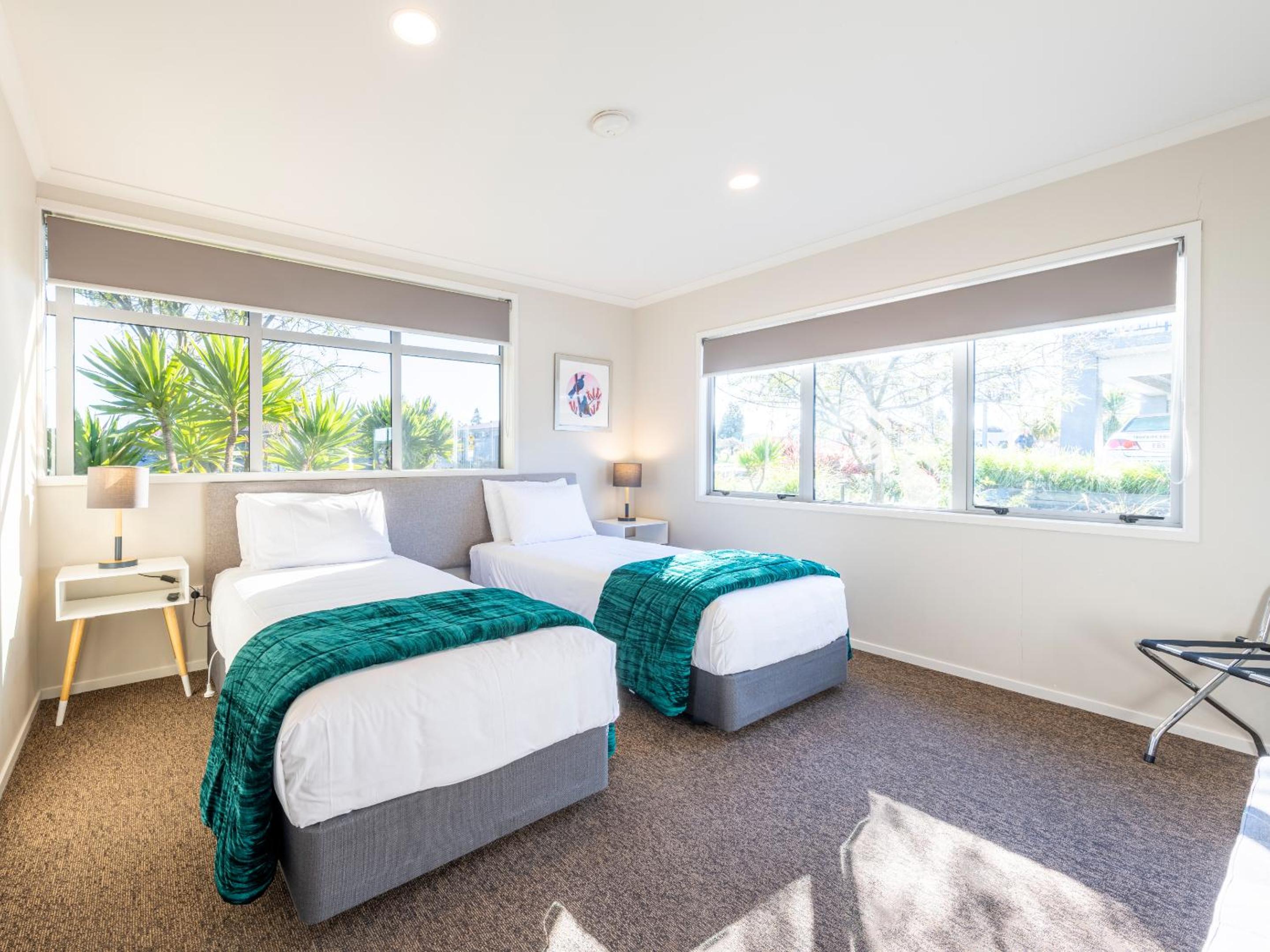 Luxury Two-Bedroom Suite - Photo 3