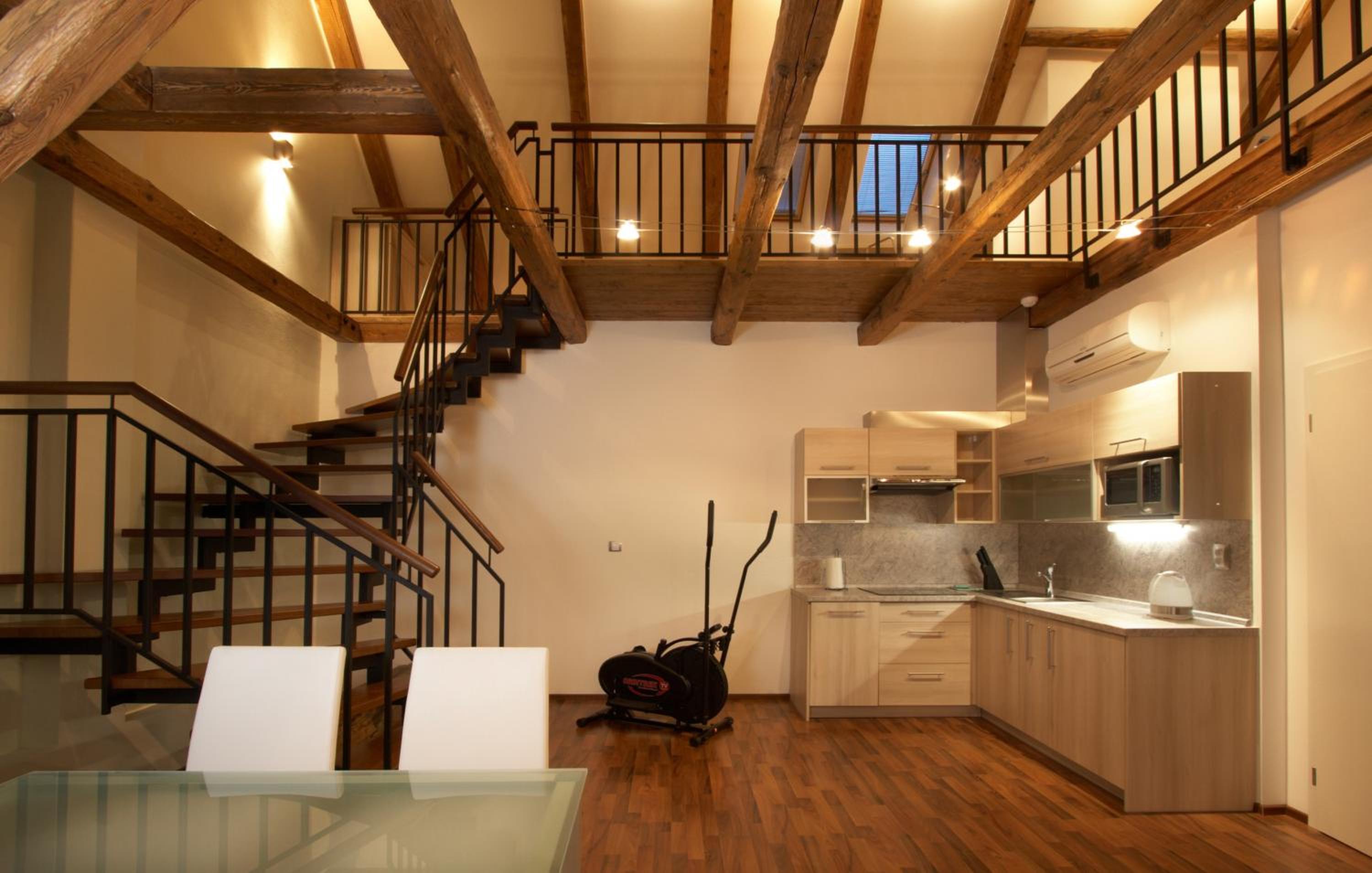 Two-Bedroom Apartment - Split Level - Photo 9