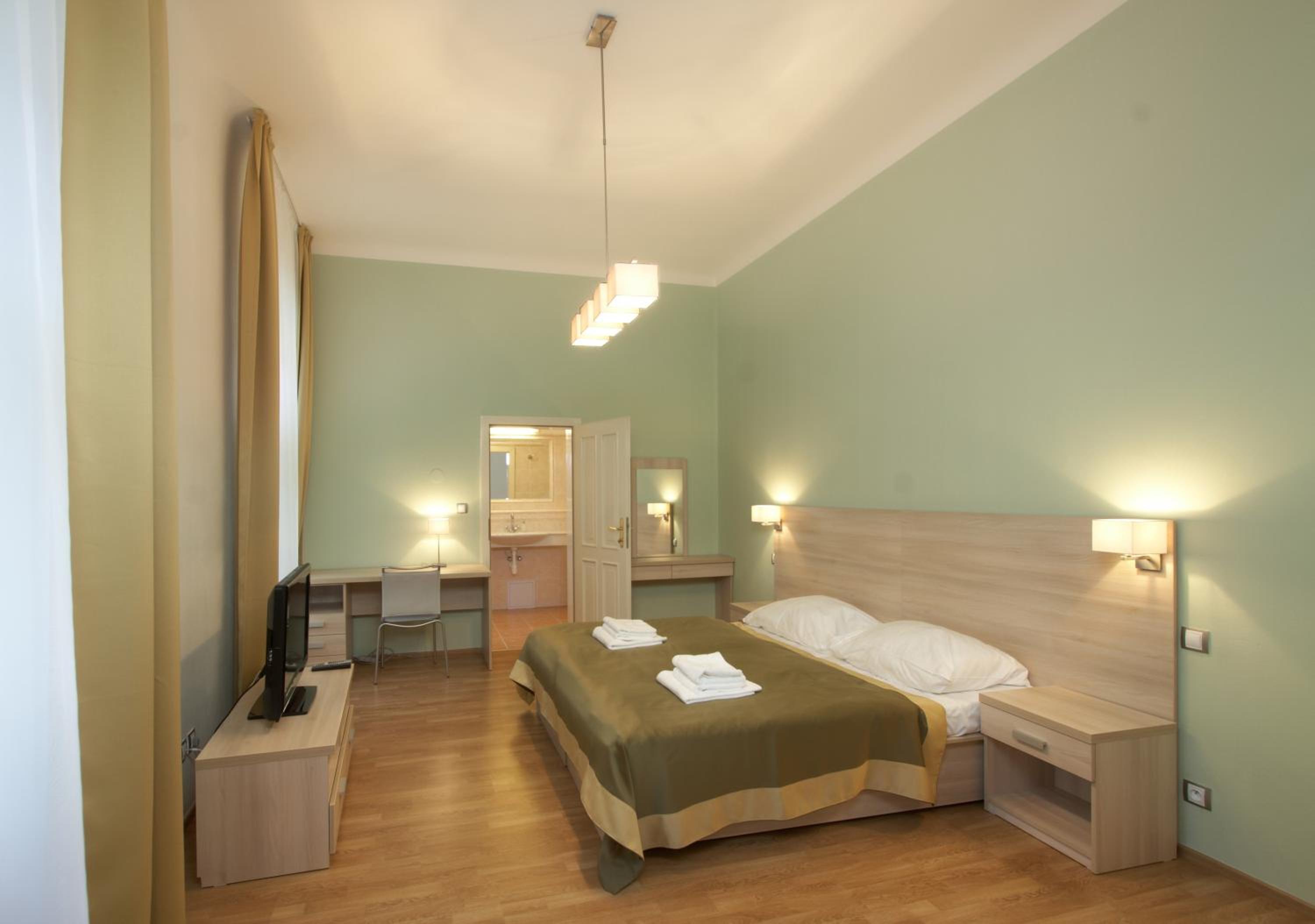 Family Apartment - Photo 4