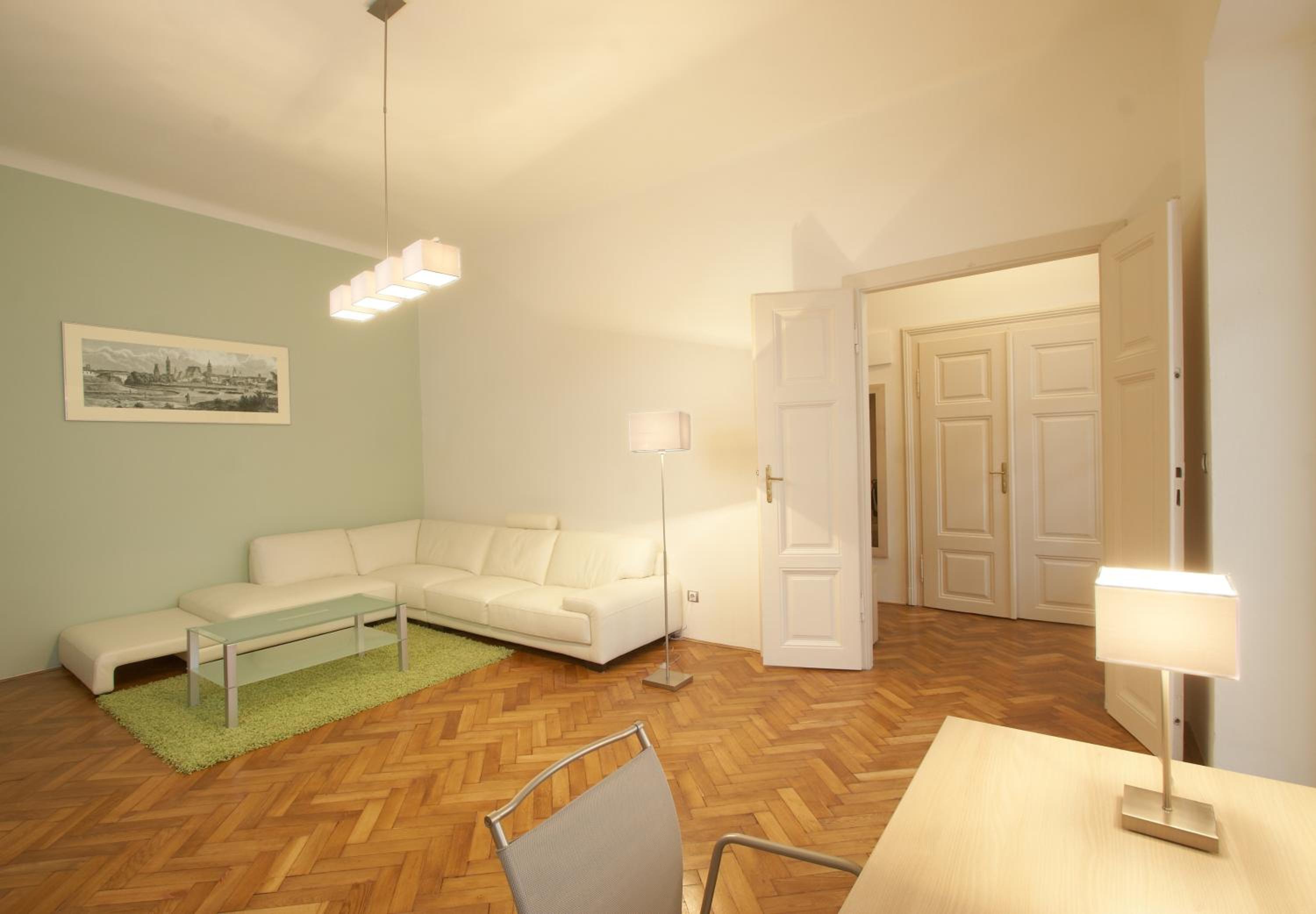 Family Apartment - Photo 5