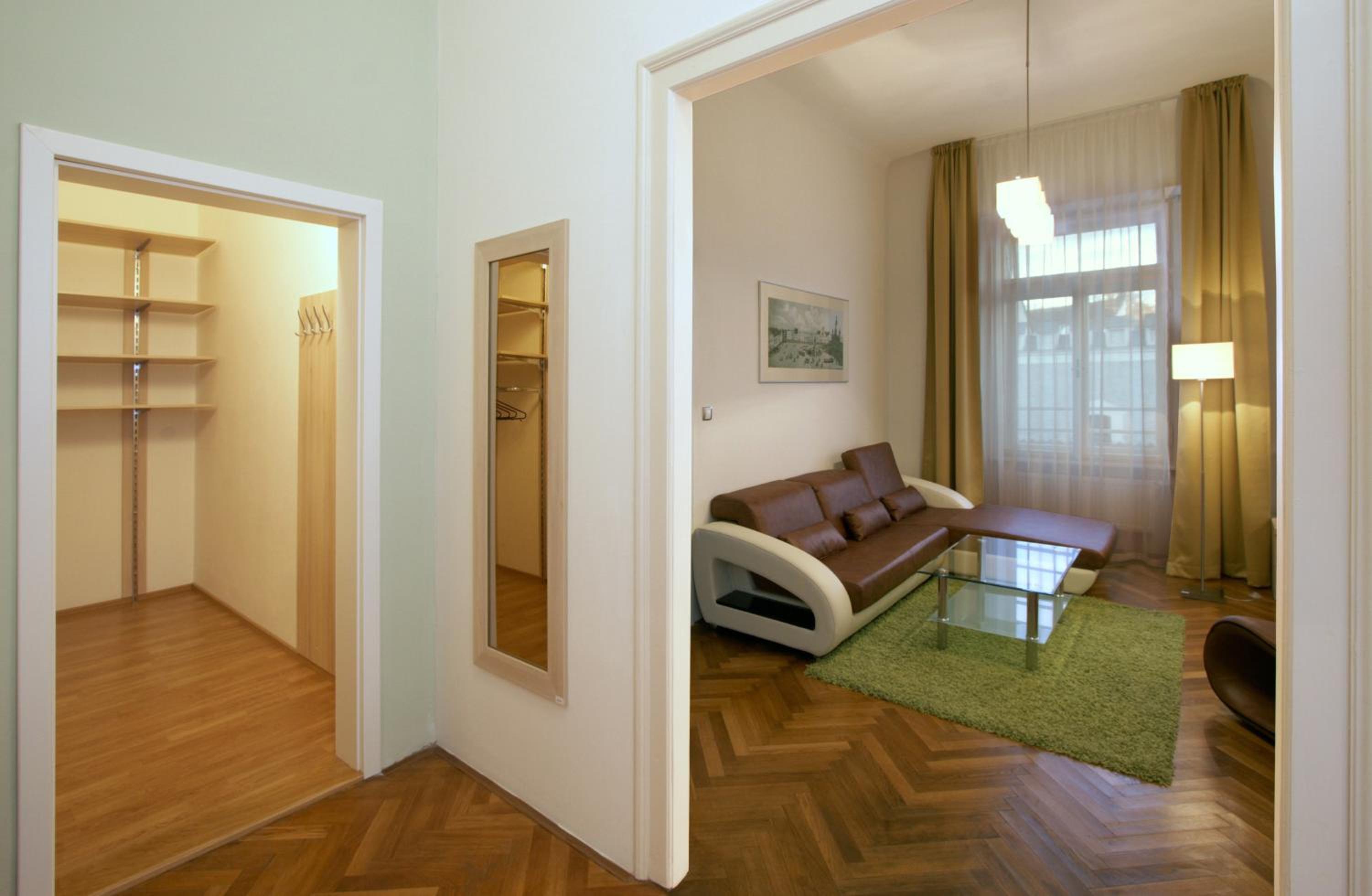 One-Bedroom Apartment - Photo 14
