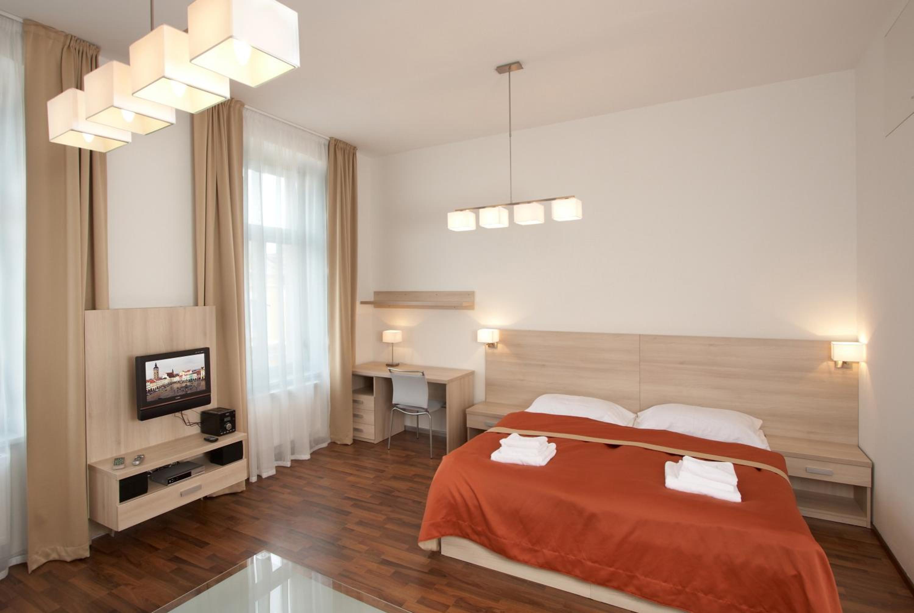 One-Bedroom Apartment - Photo 23
