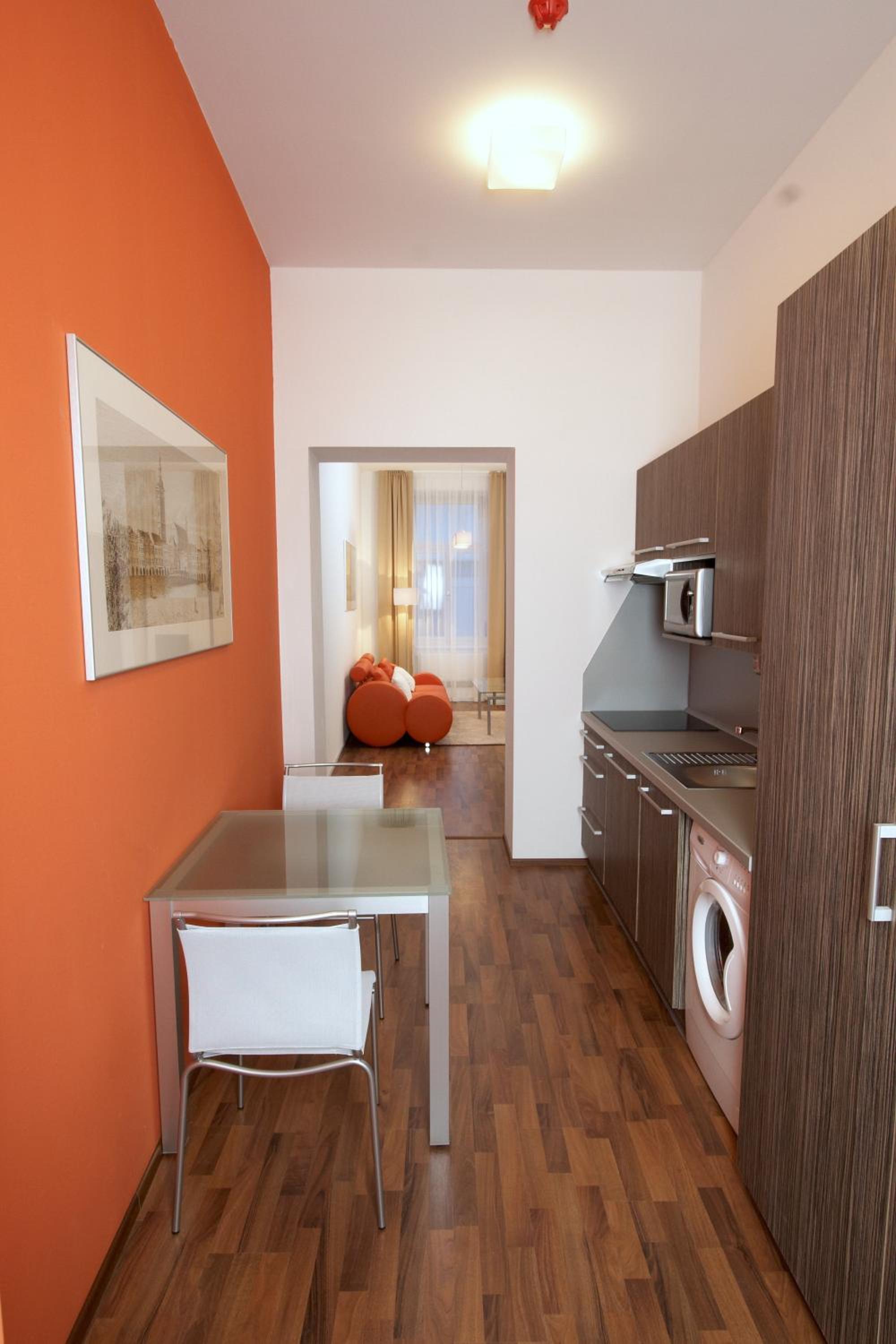 One-Bedroom Apartment - Photo 24