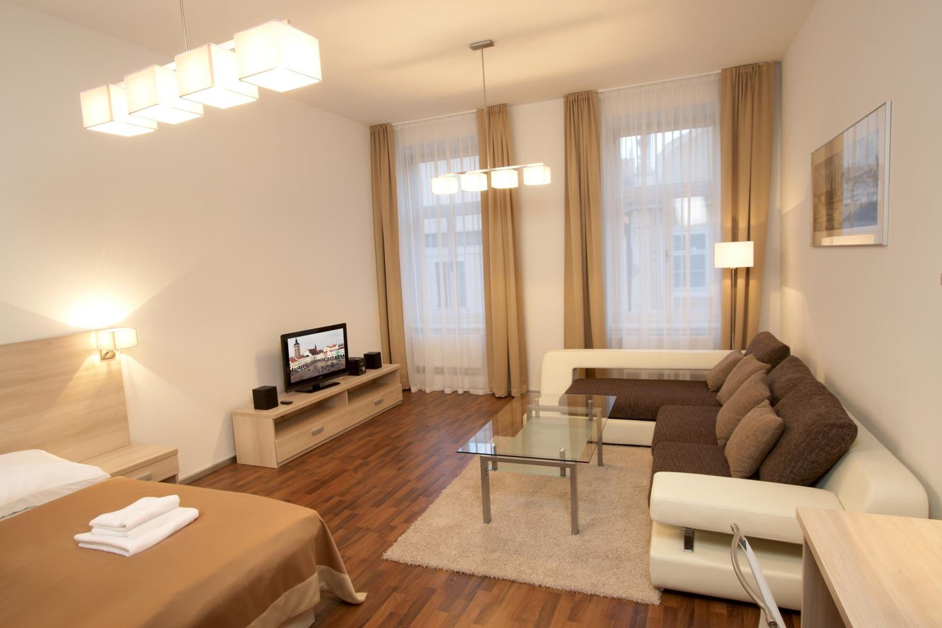 One-Bedroom Apartment - Photo 10