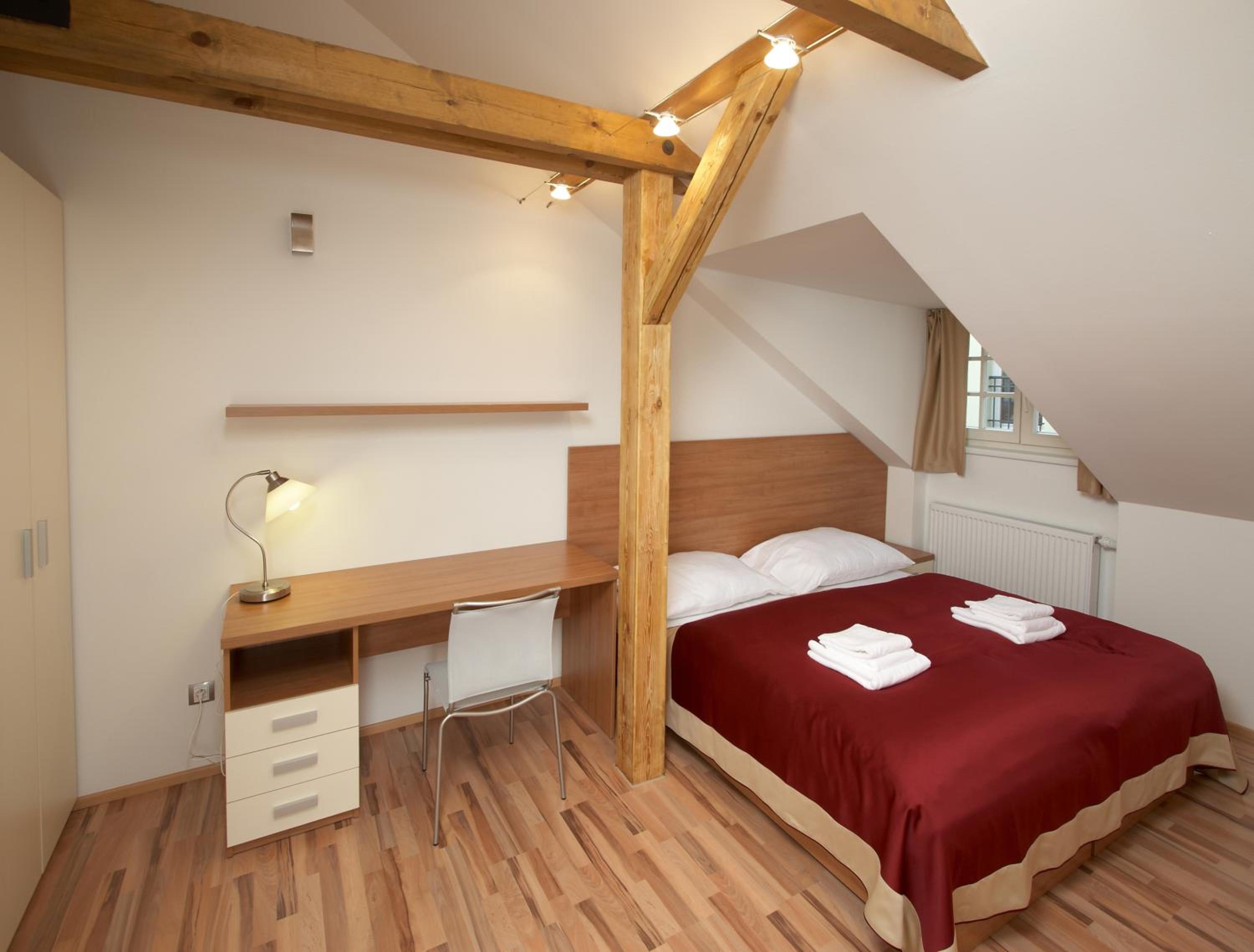 One-Bedroom Apartment - Photo 18