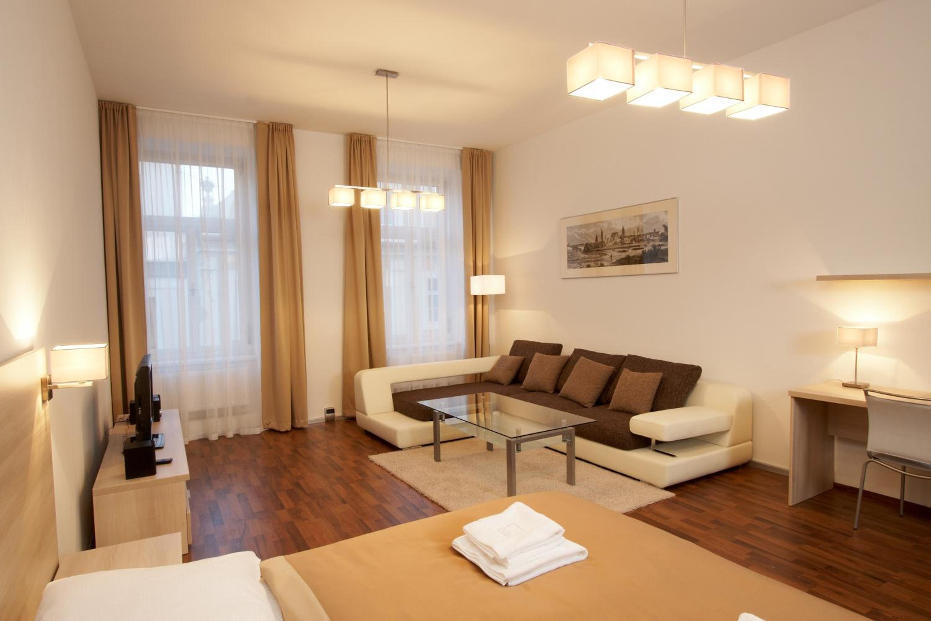 One-Bedroom Apartment - Photo 27