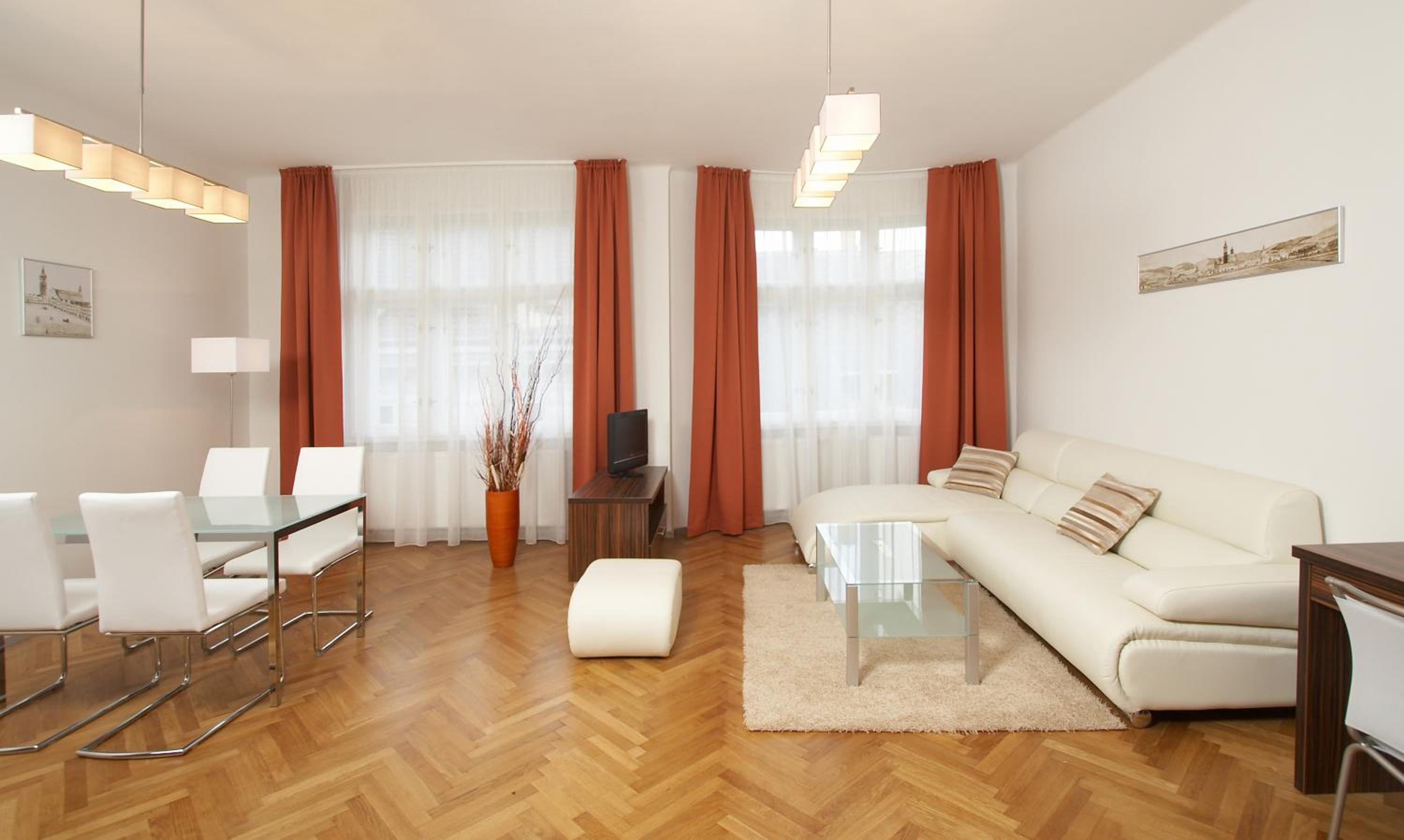 One-Bedroom Apartment - Photo 29