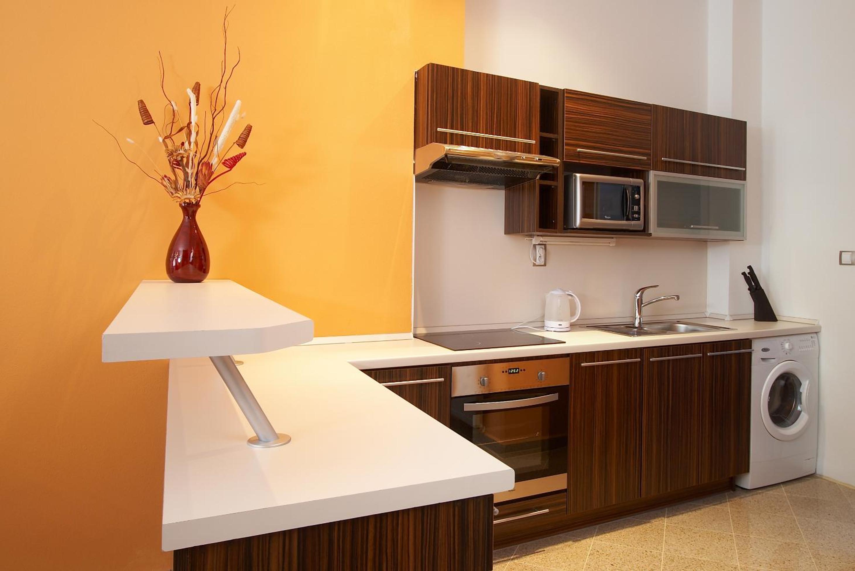 One-Bedroom Apartment - Photo 34