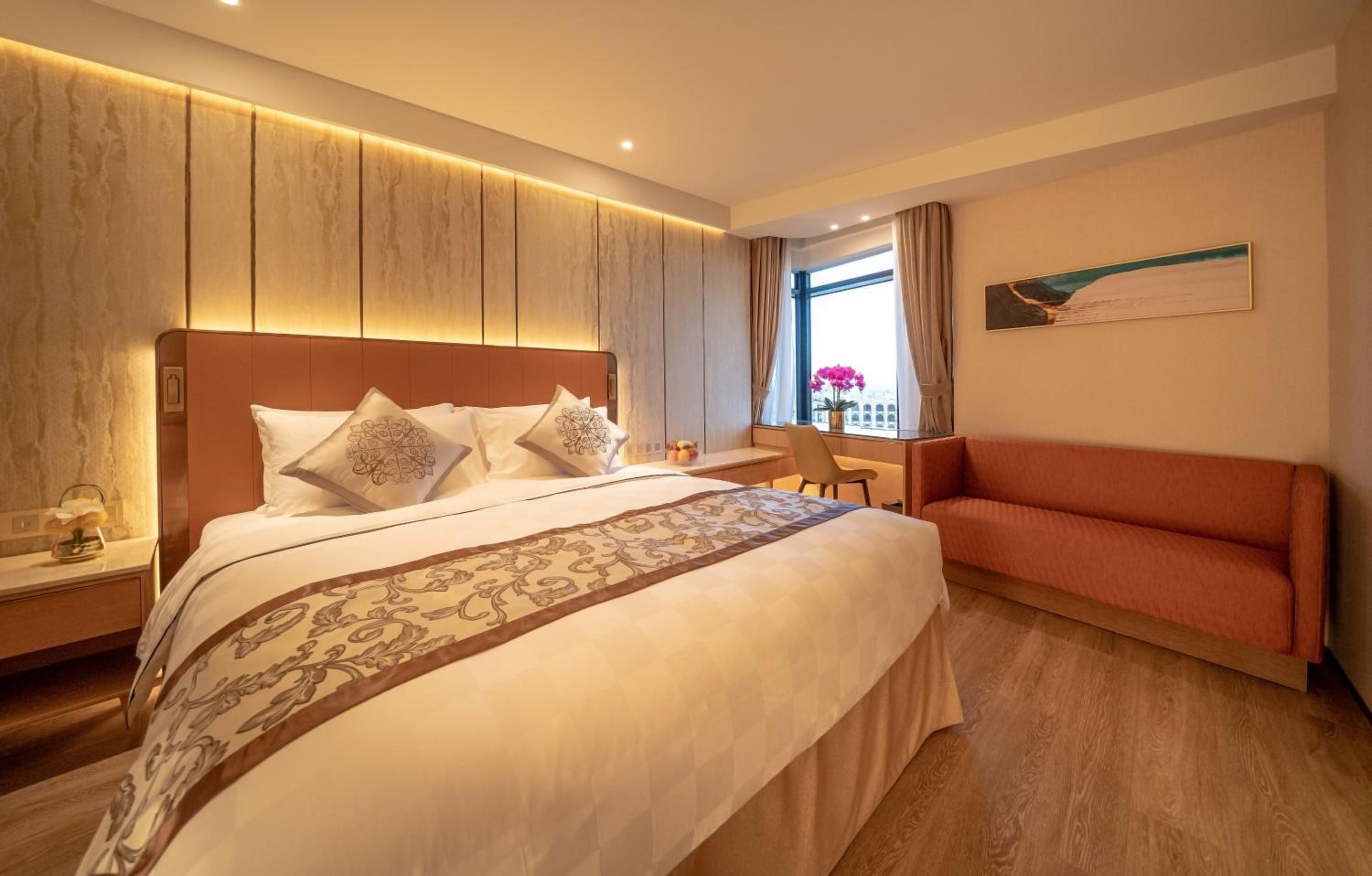 Double Room with Harbor View - Photo 3