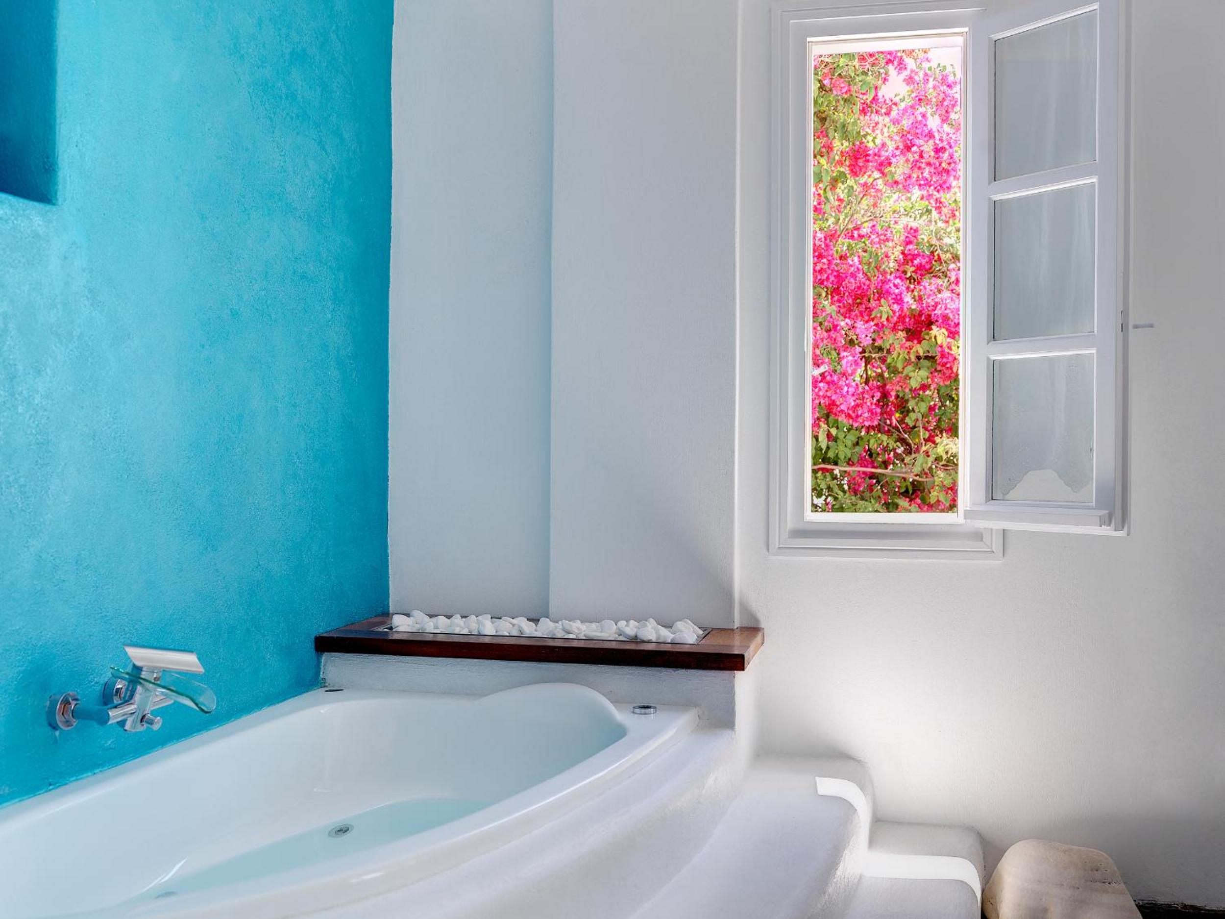 Superior Suite Sea View/Indoor Hot tub  photo 3