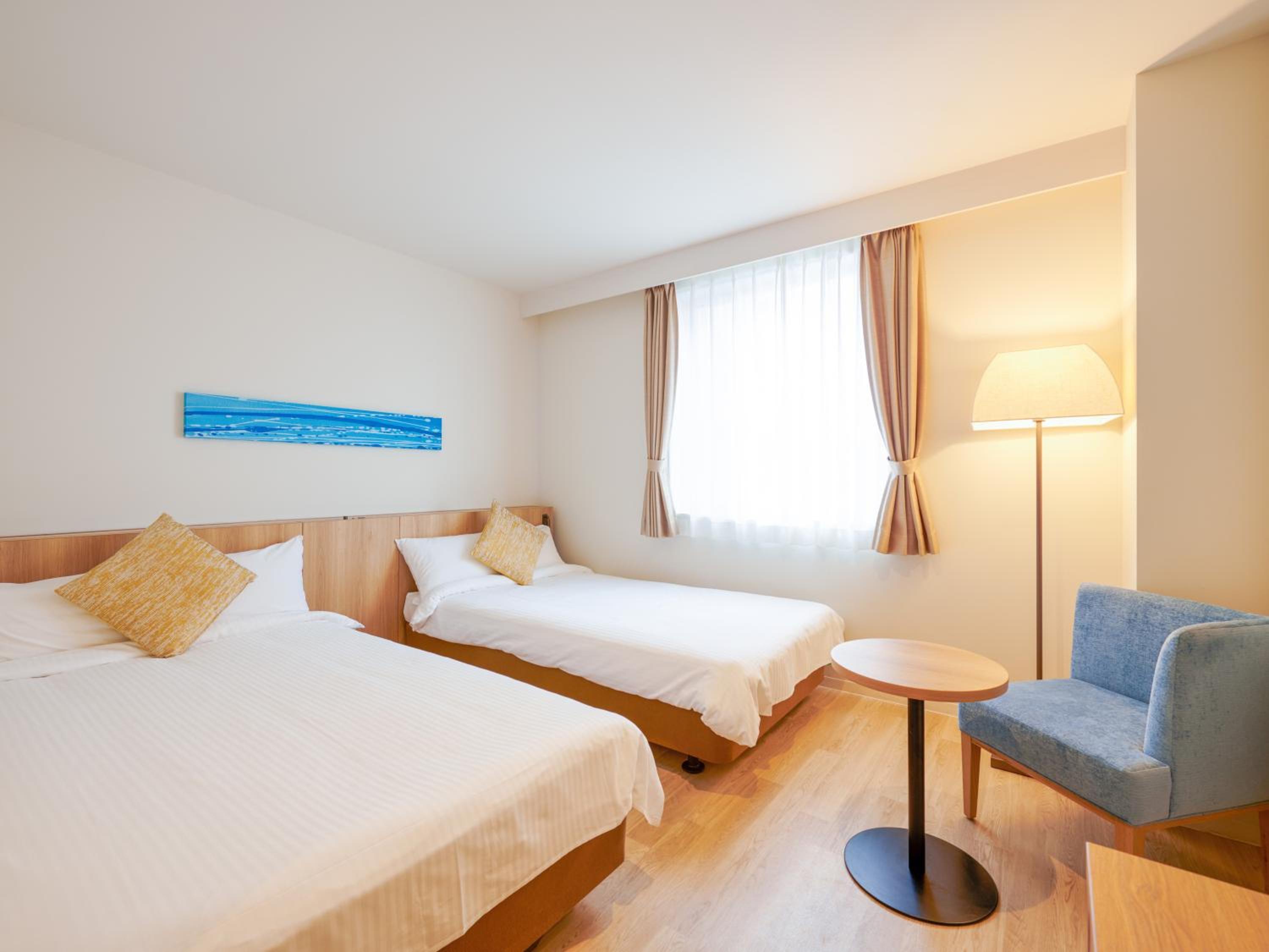 Standard Twin Room - Photo 13