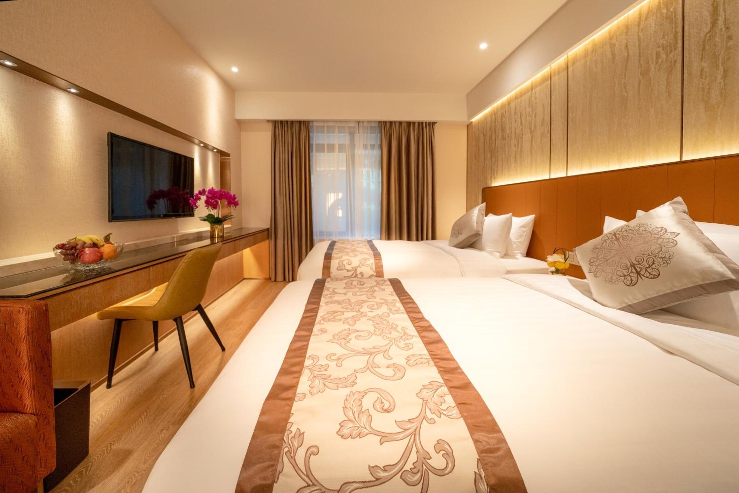 Superior Twin Room - Photo 4