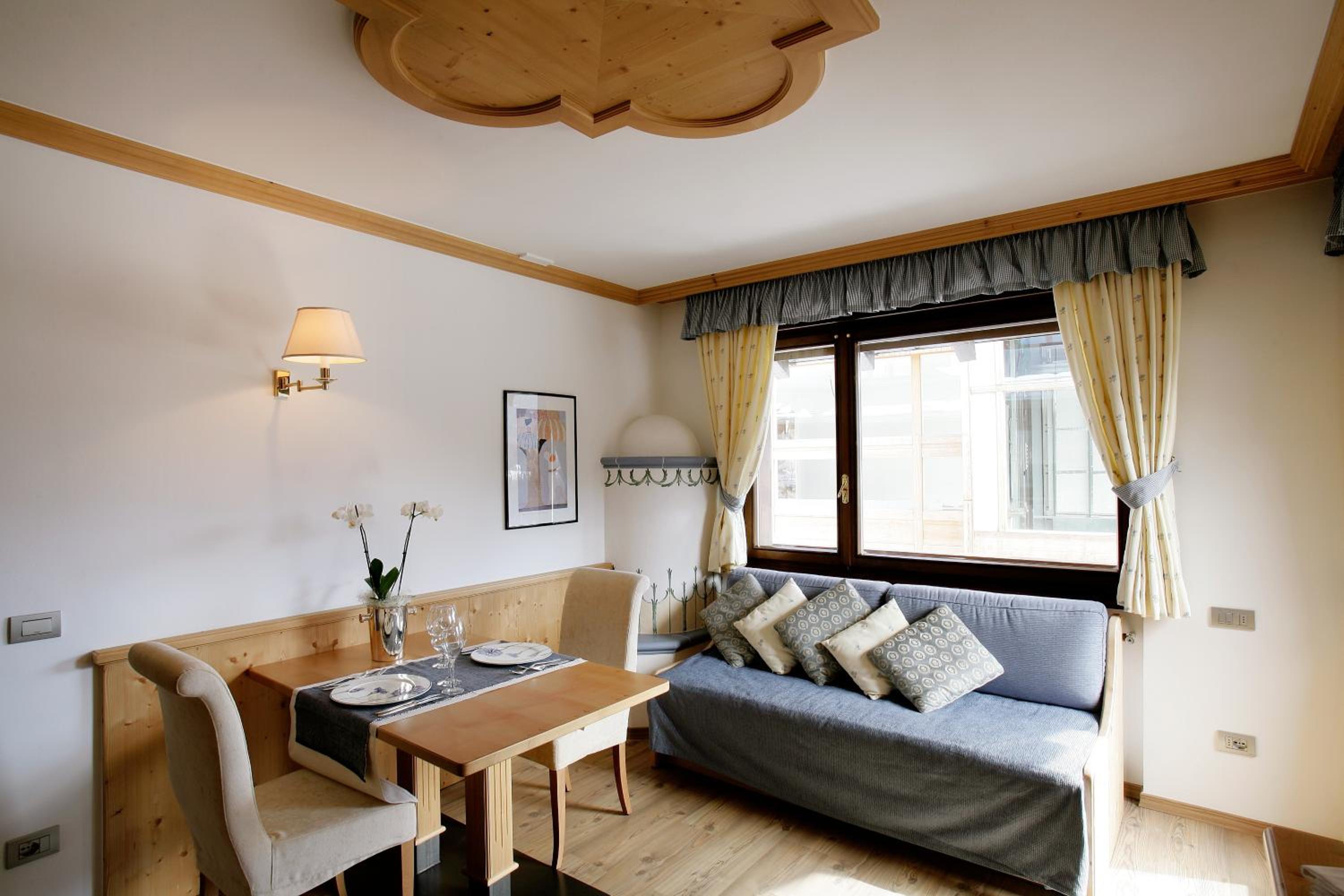 Two-Bedroom Apartment (5 Adults) photo 1