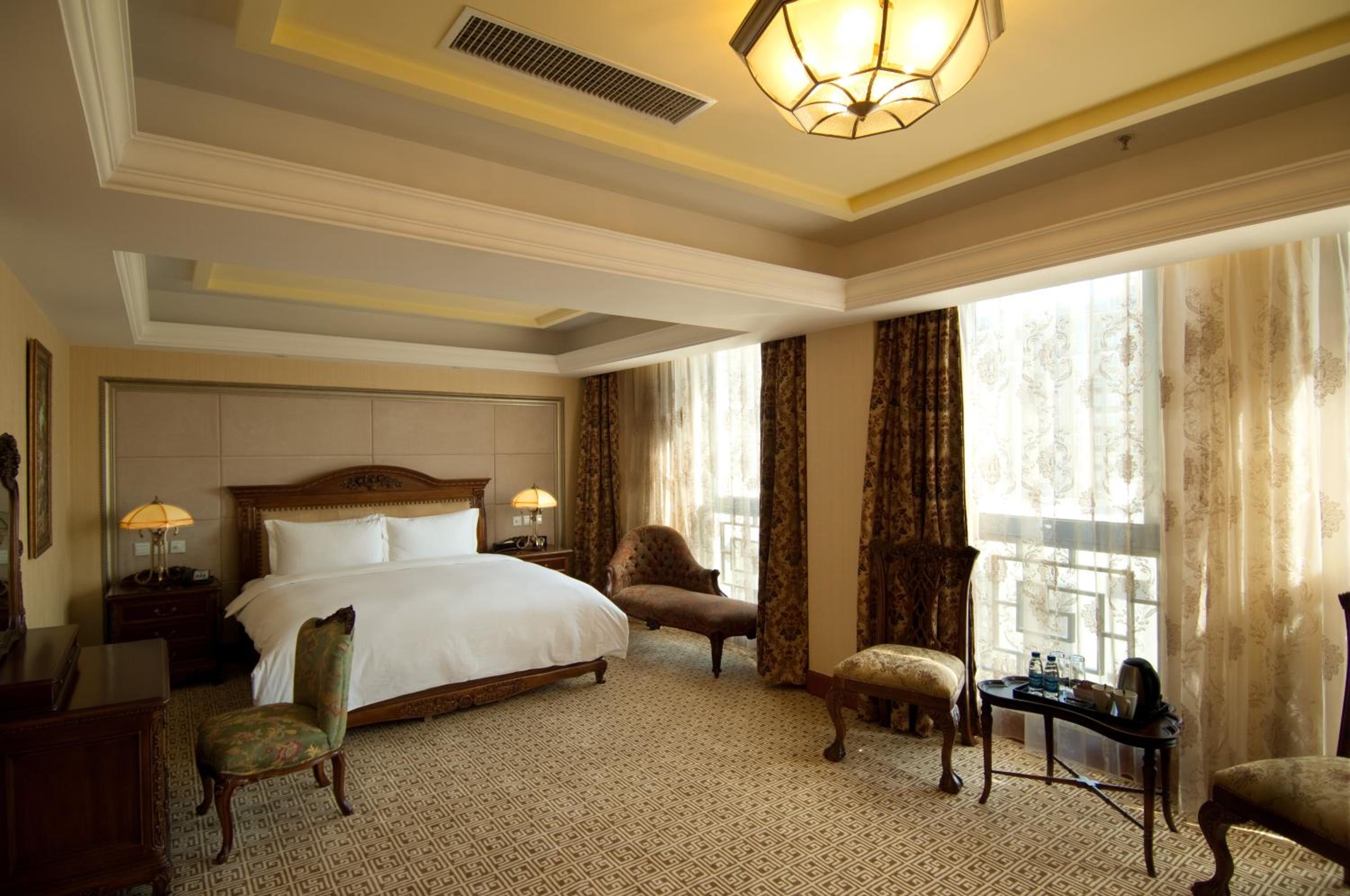 Executive Suite photo 1