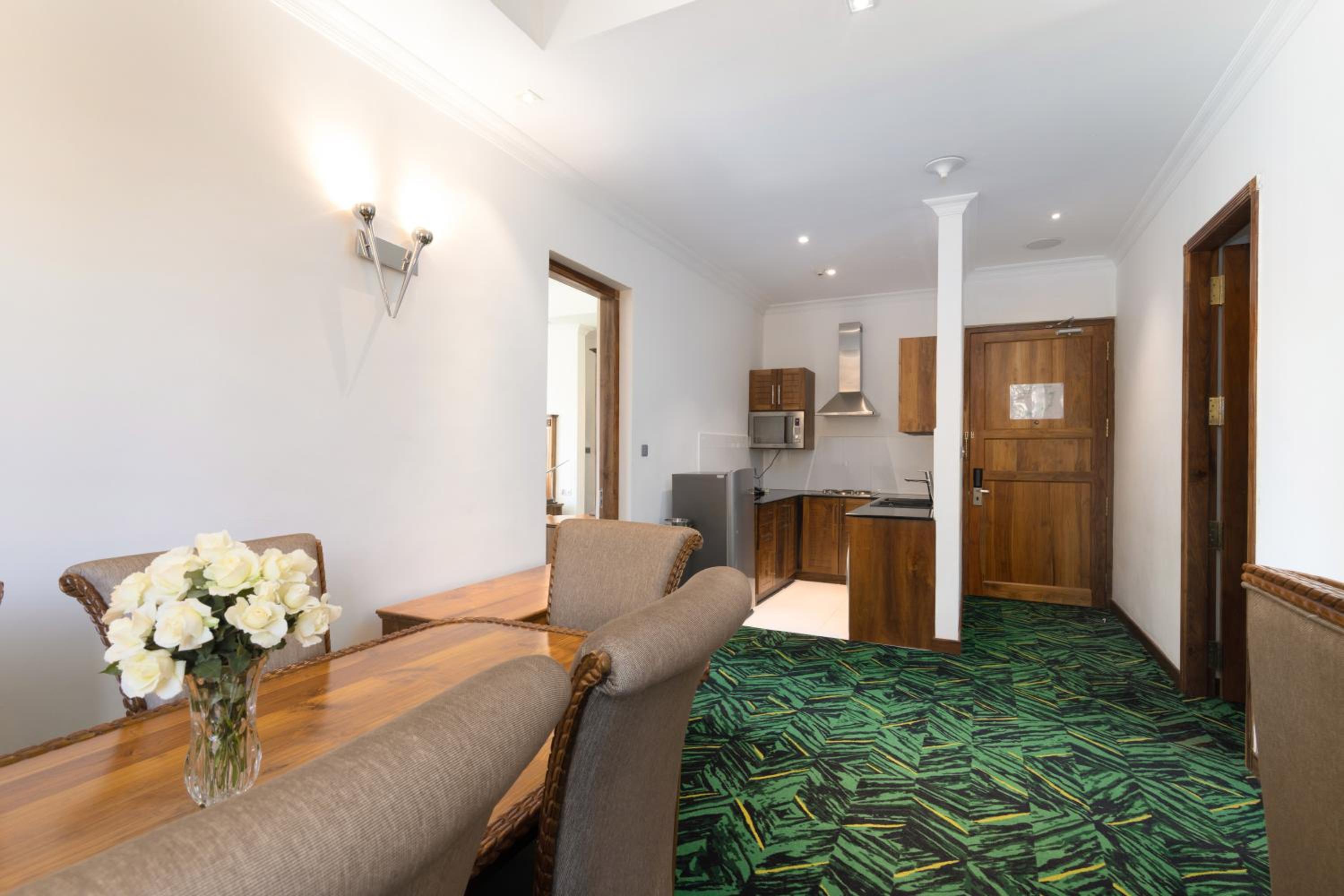 Executive Suite photo 3