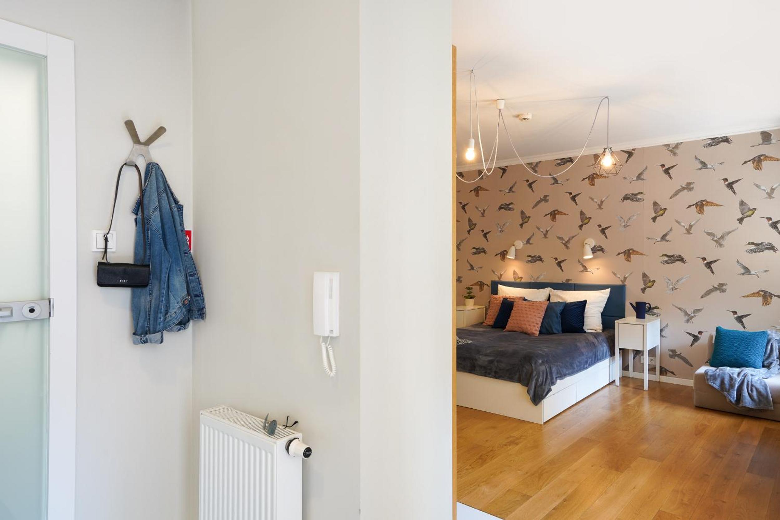 Studio Apartment - Photo 11