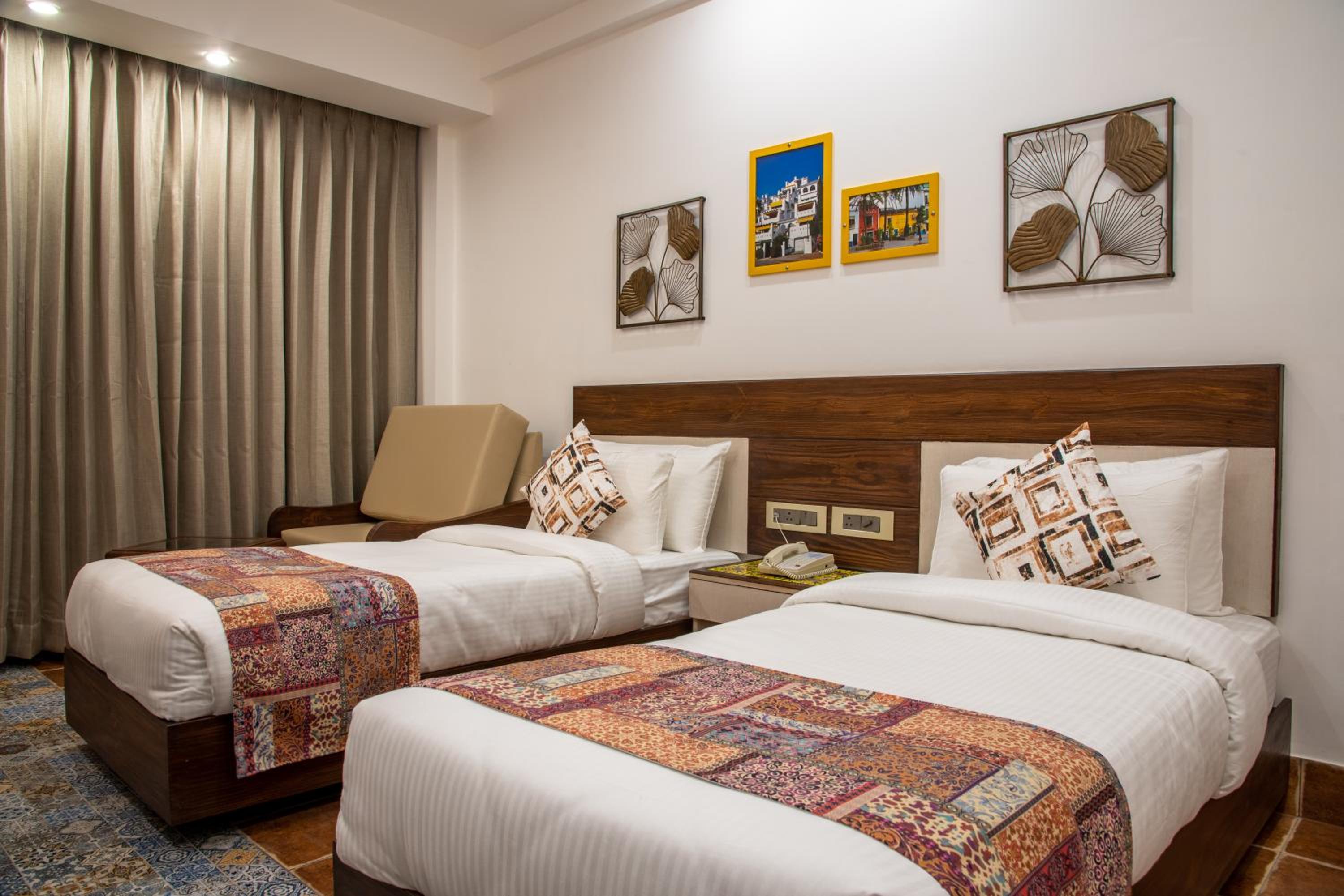 Classic Twin Room - Photo 14