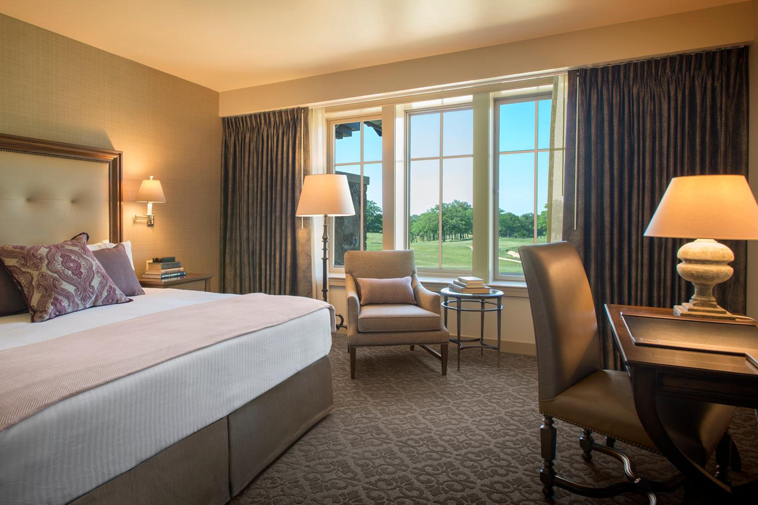 King Room with Street View photo 1