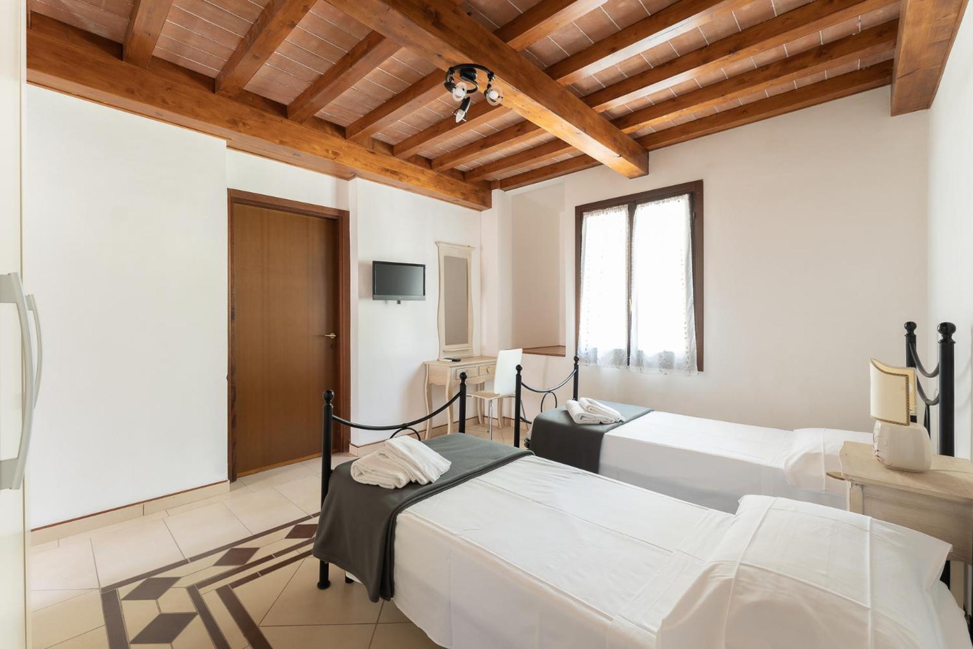 Apartment with three bedrooms - Beach Front - Separate building