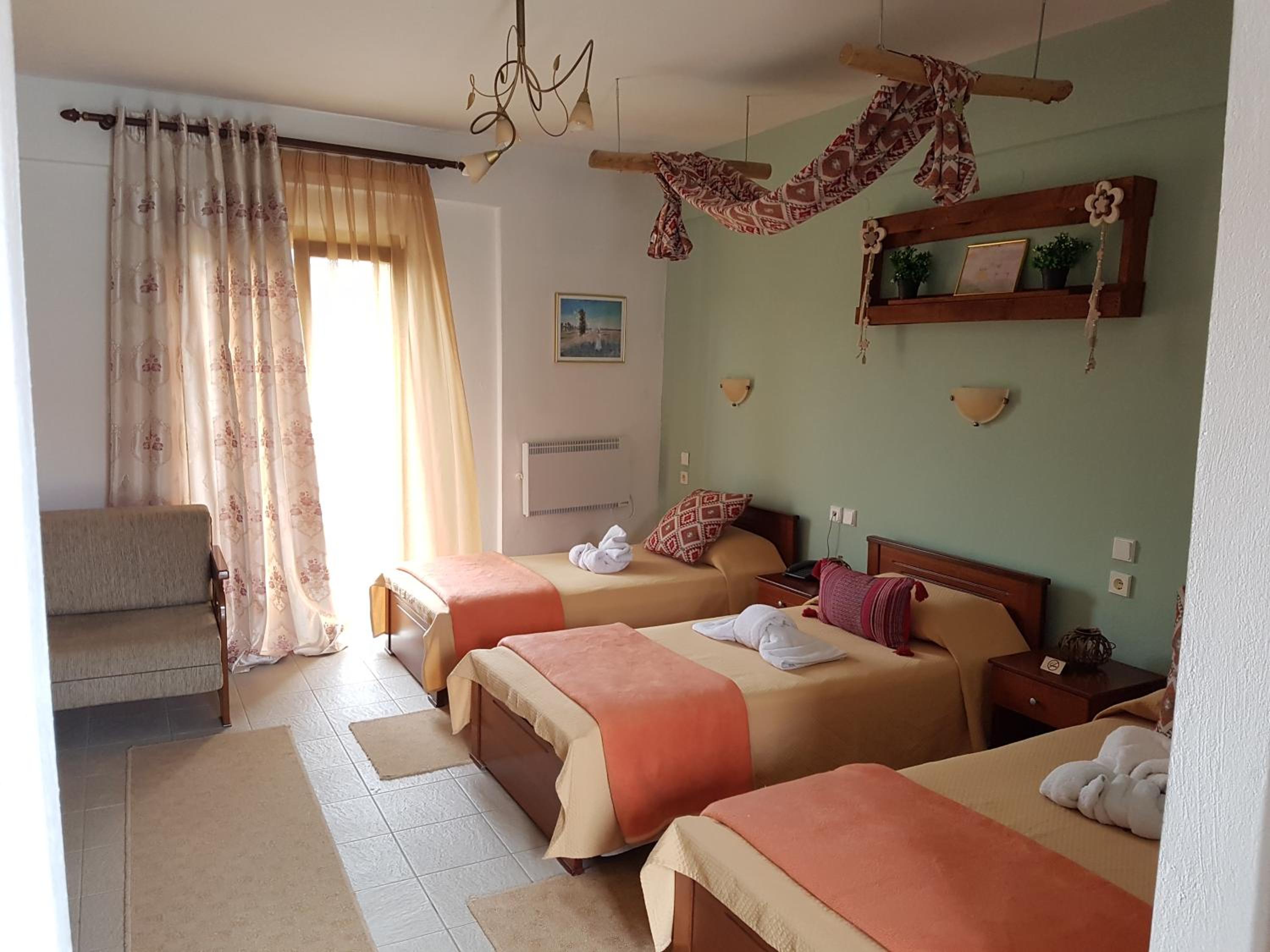 Classic Quadruple Room