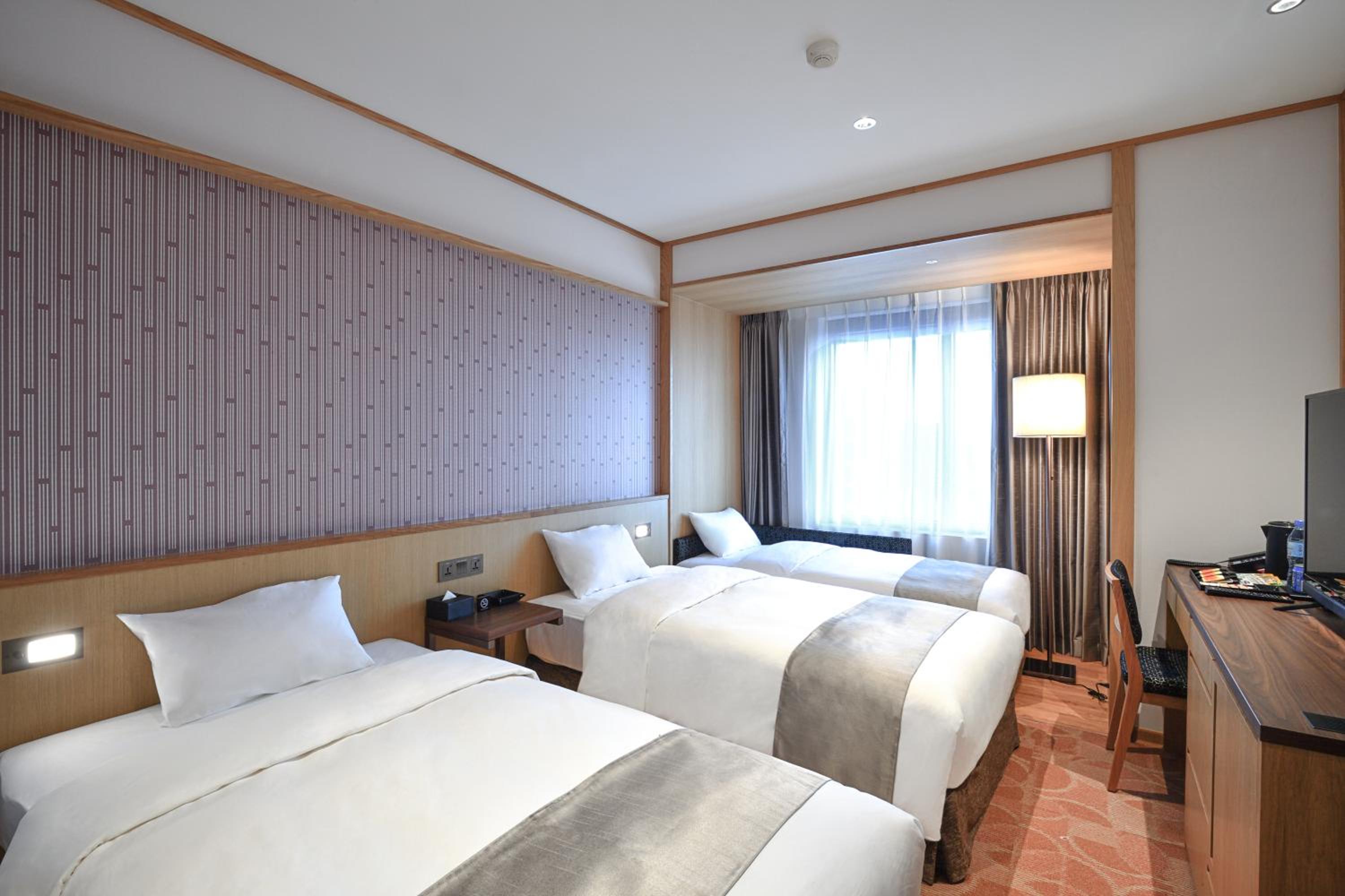 Standard Twin Room with Sofa