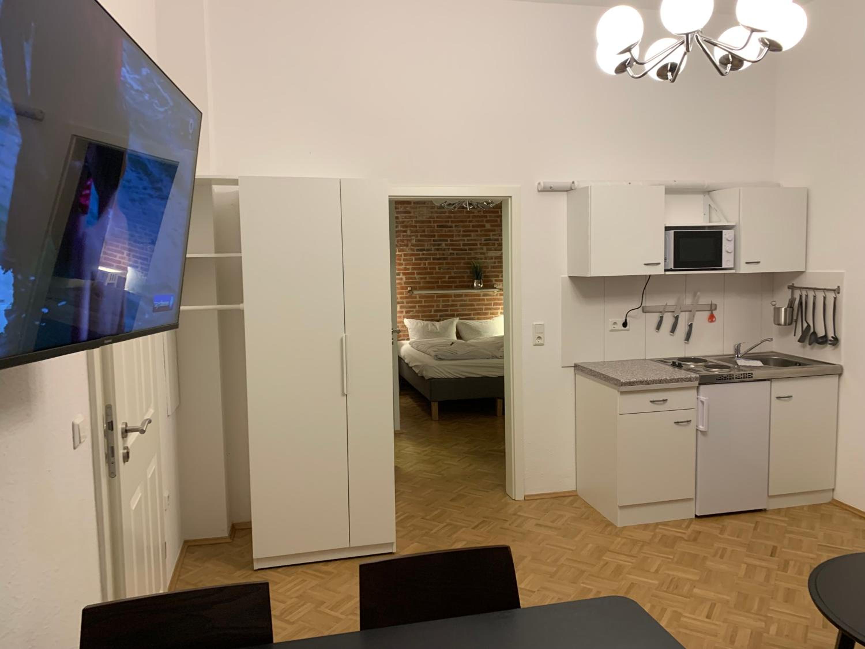 One-Bedroom Apartment - Photo 13