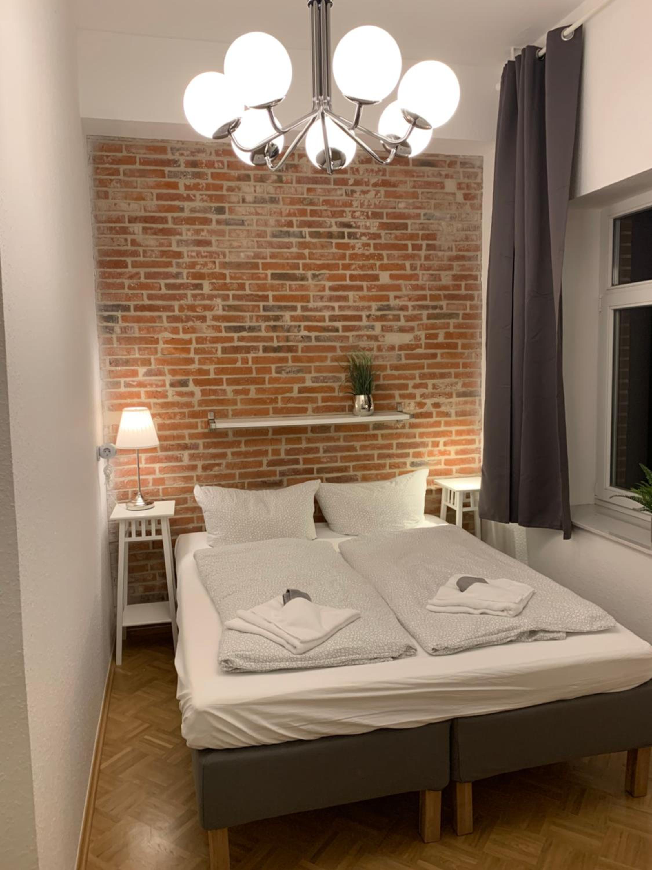 One-Bedroom Apartment - Photo 9