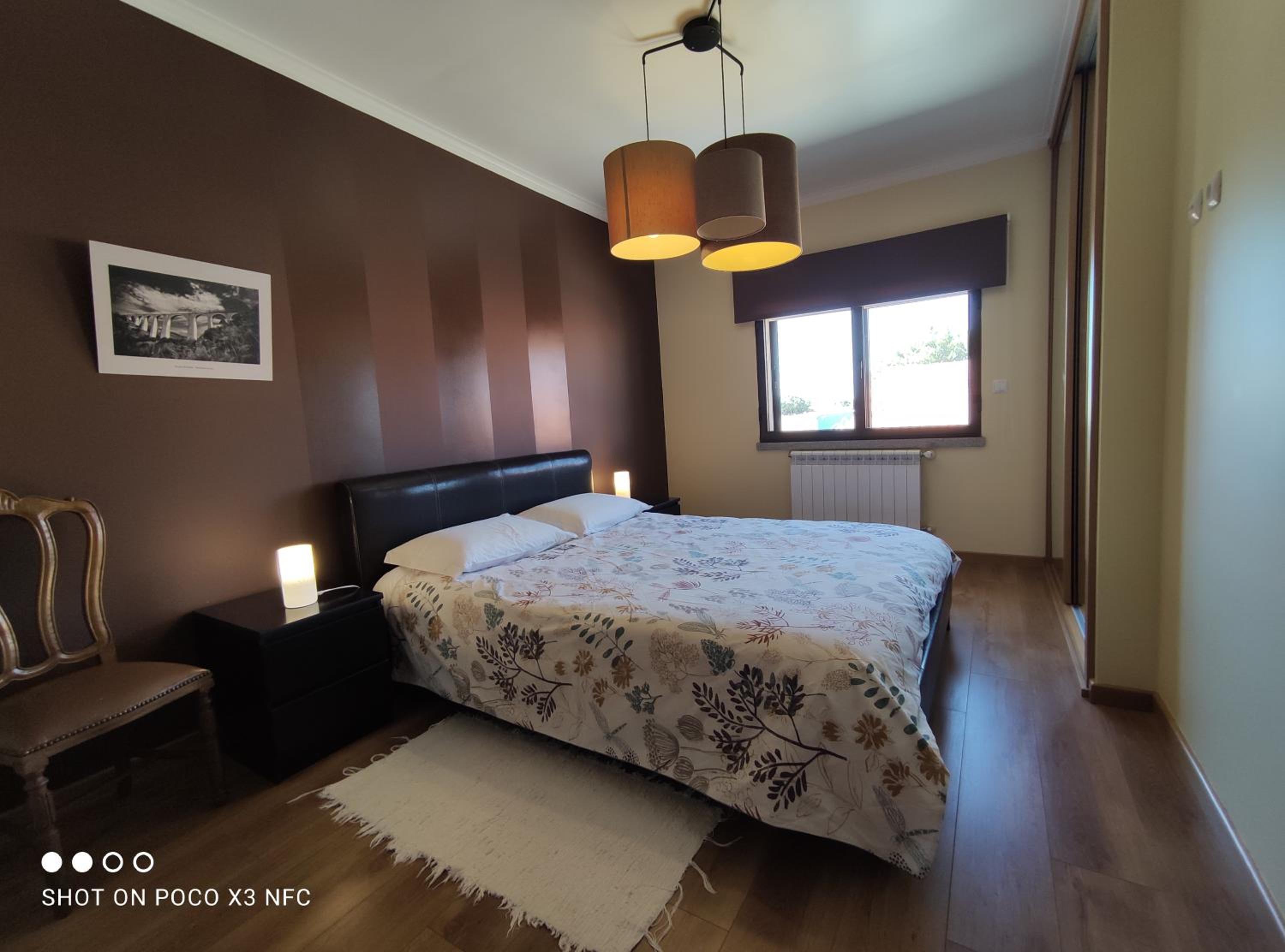 Three-Bedroom Apartment - Photo 11