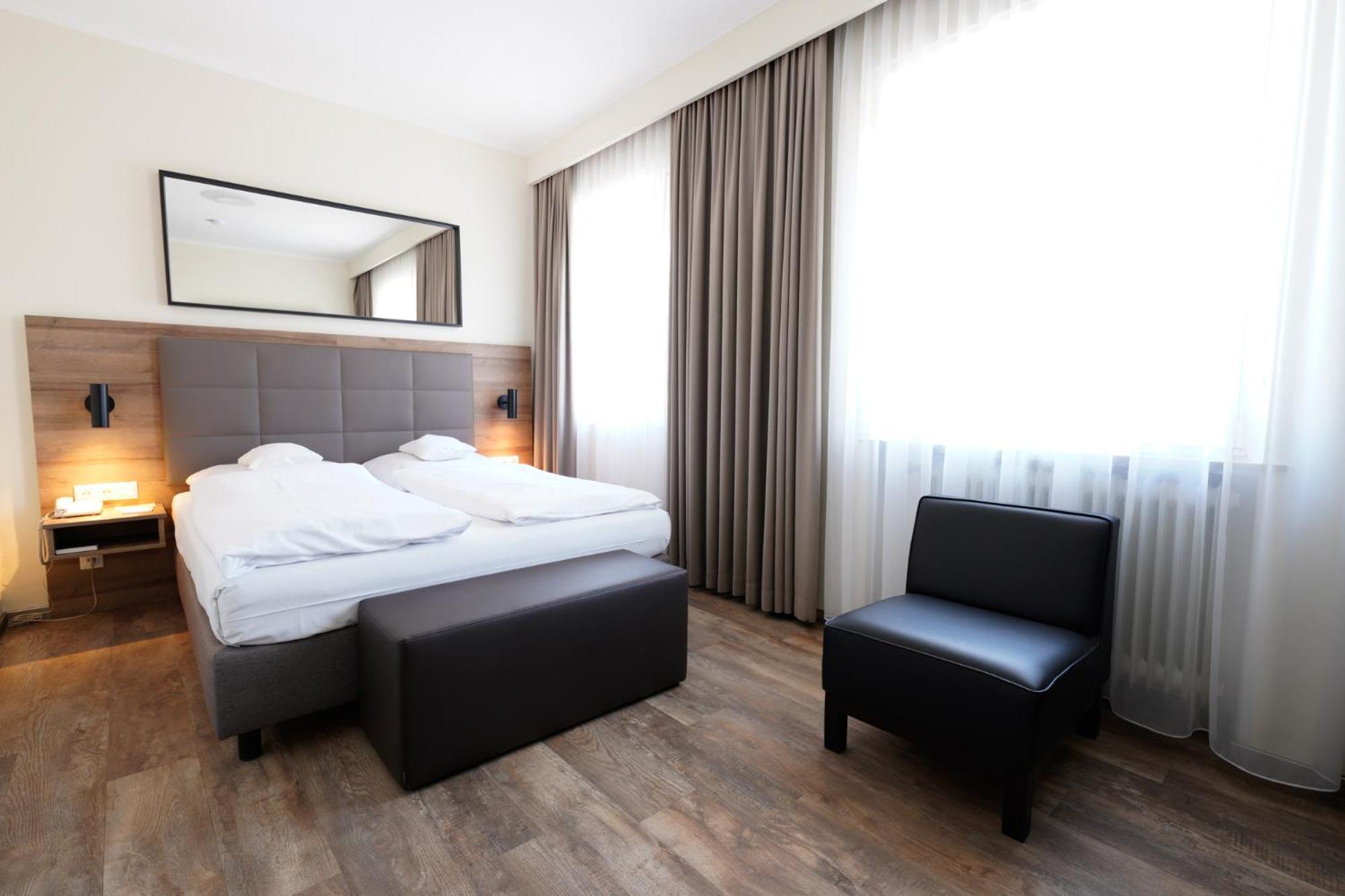 Comfort Double Room - Photo 7