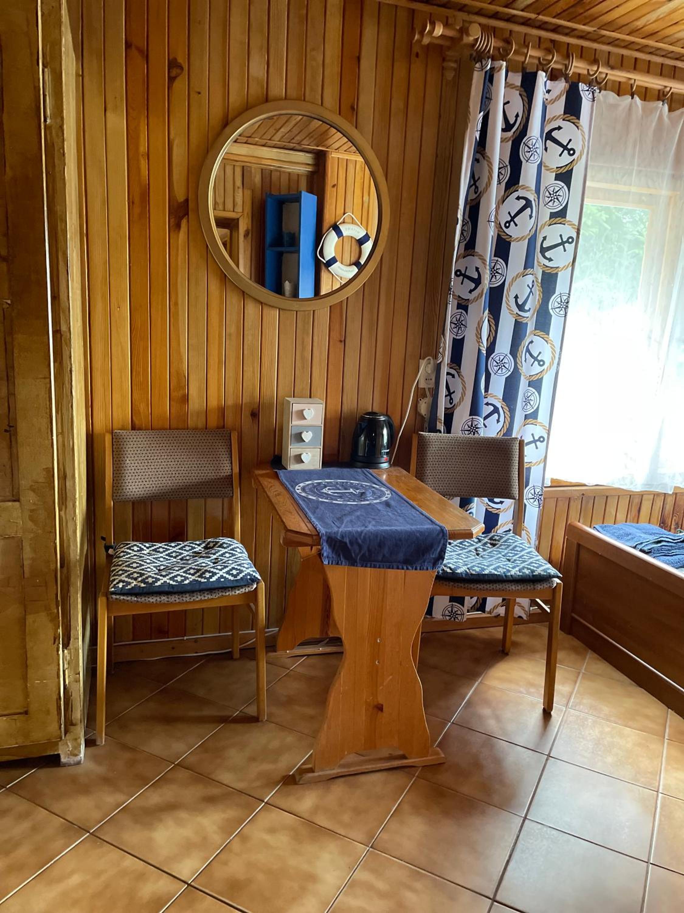 Budget Double Room - Photo 4