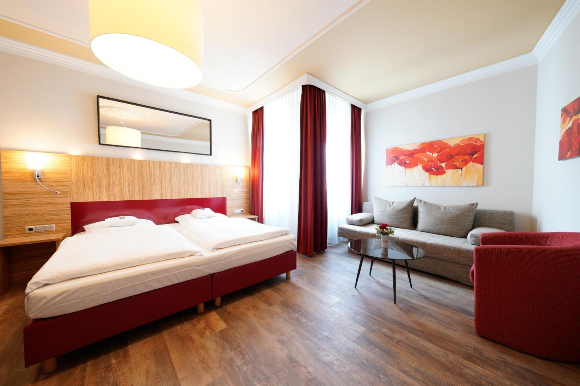 Deluxe Double Room - Photo 2