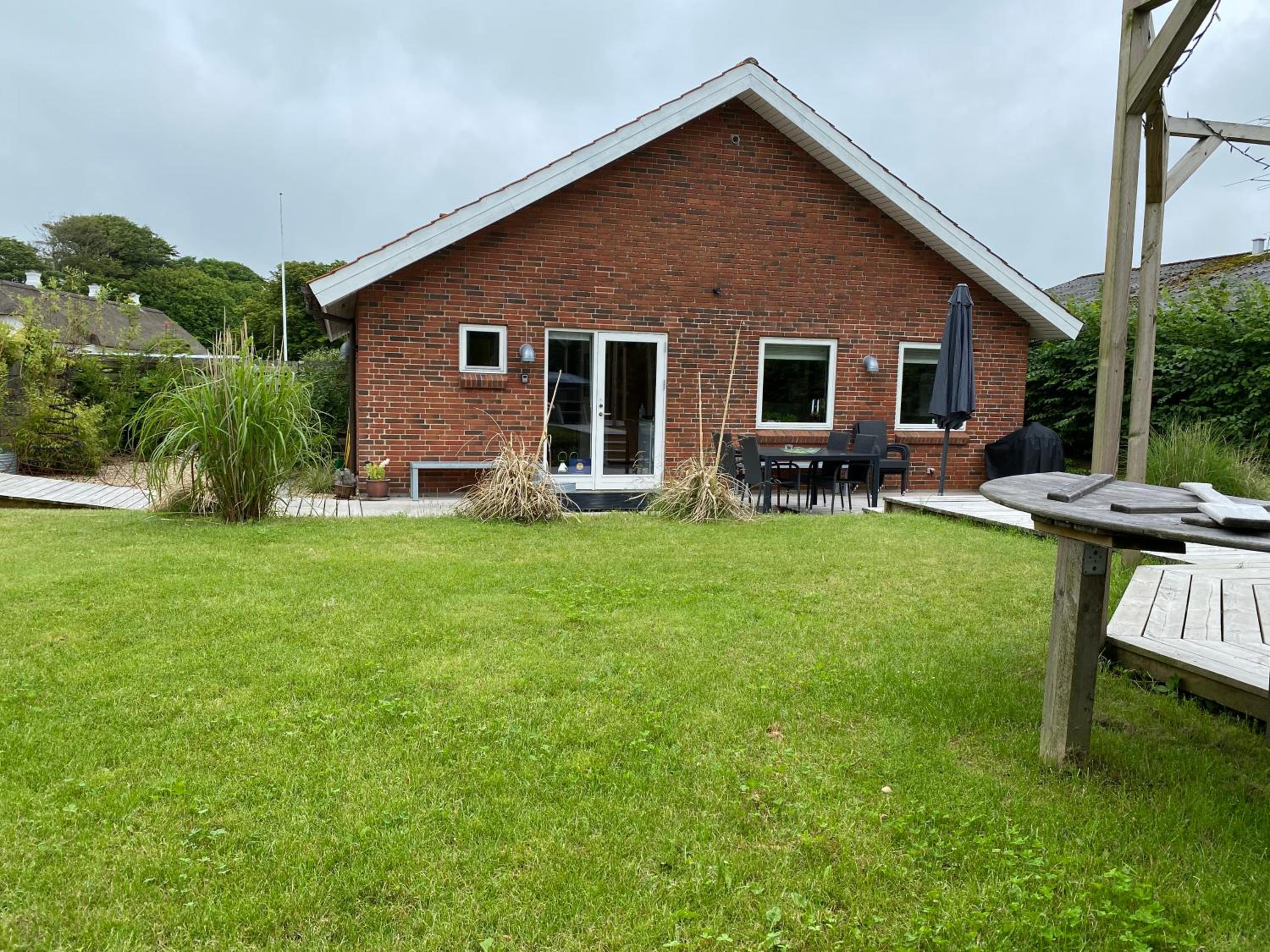 Two-Bedroom House - Photo 21