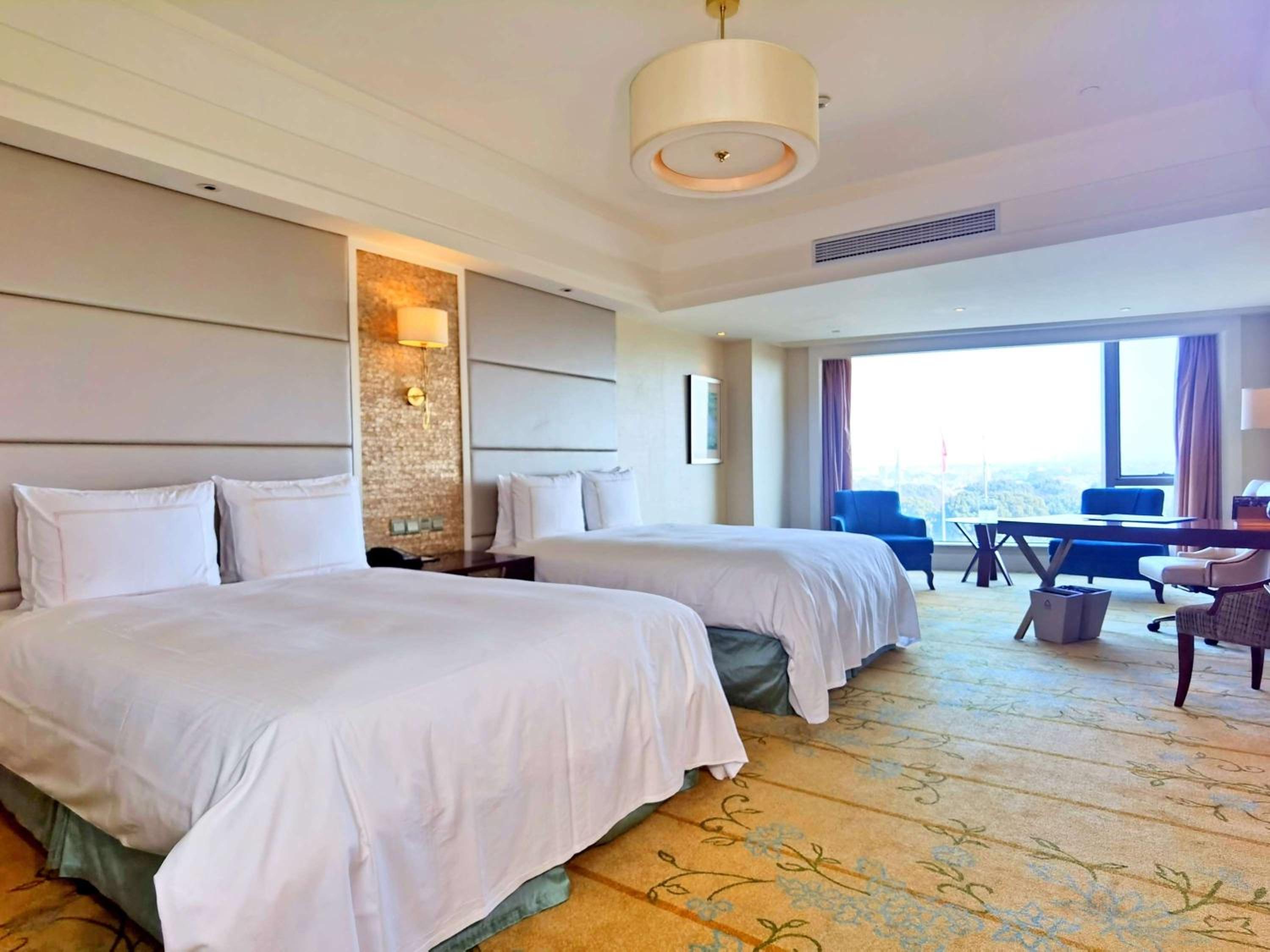 Deluxe Twin Room with Park View