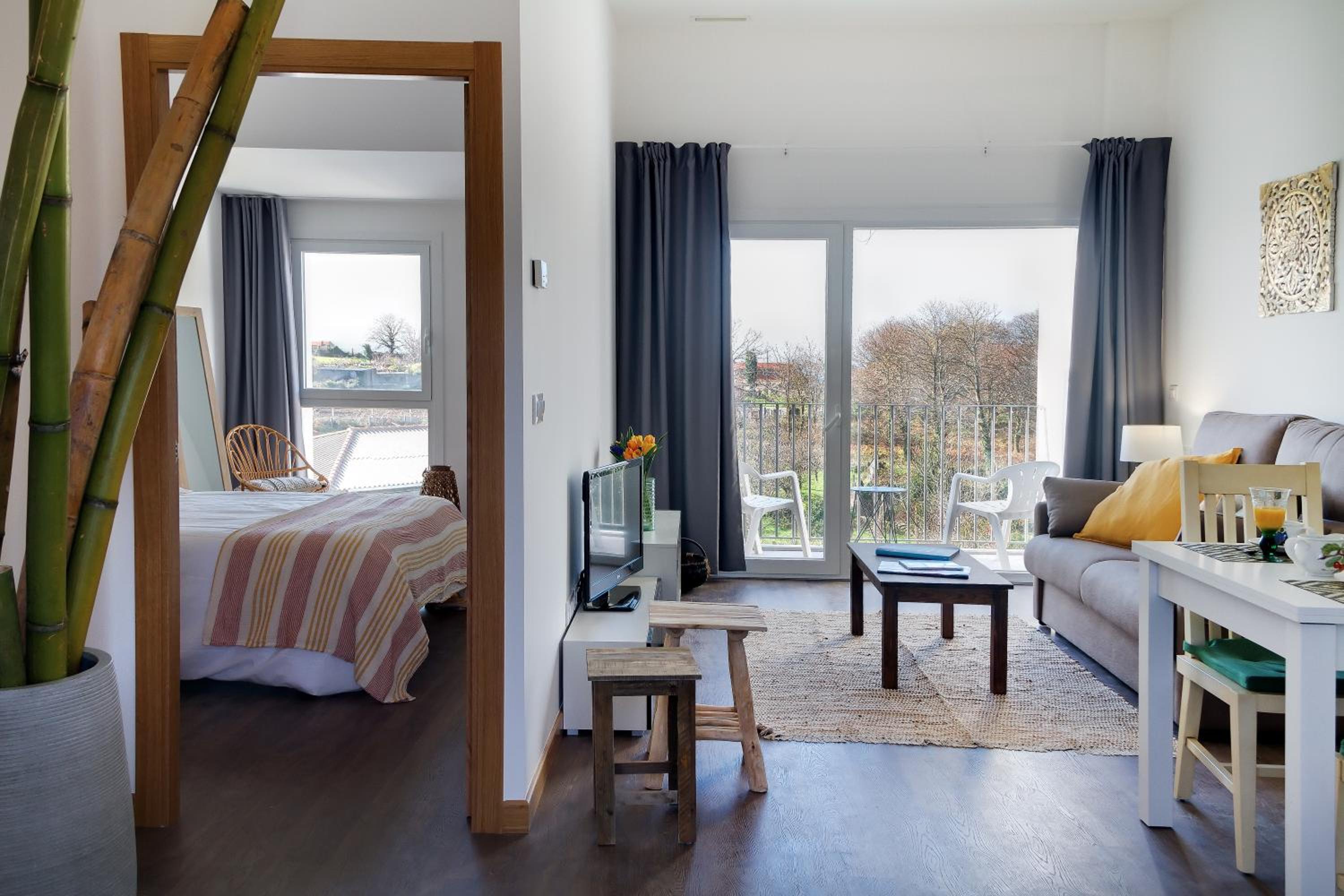 One-Bedroom Apartment - Photo 14