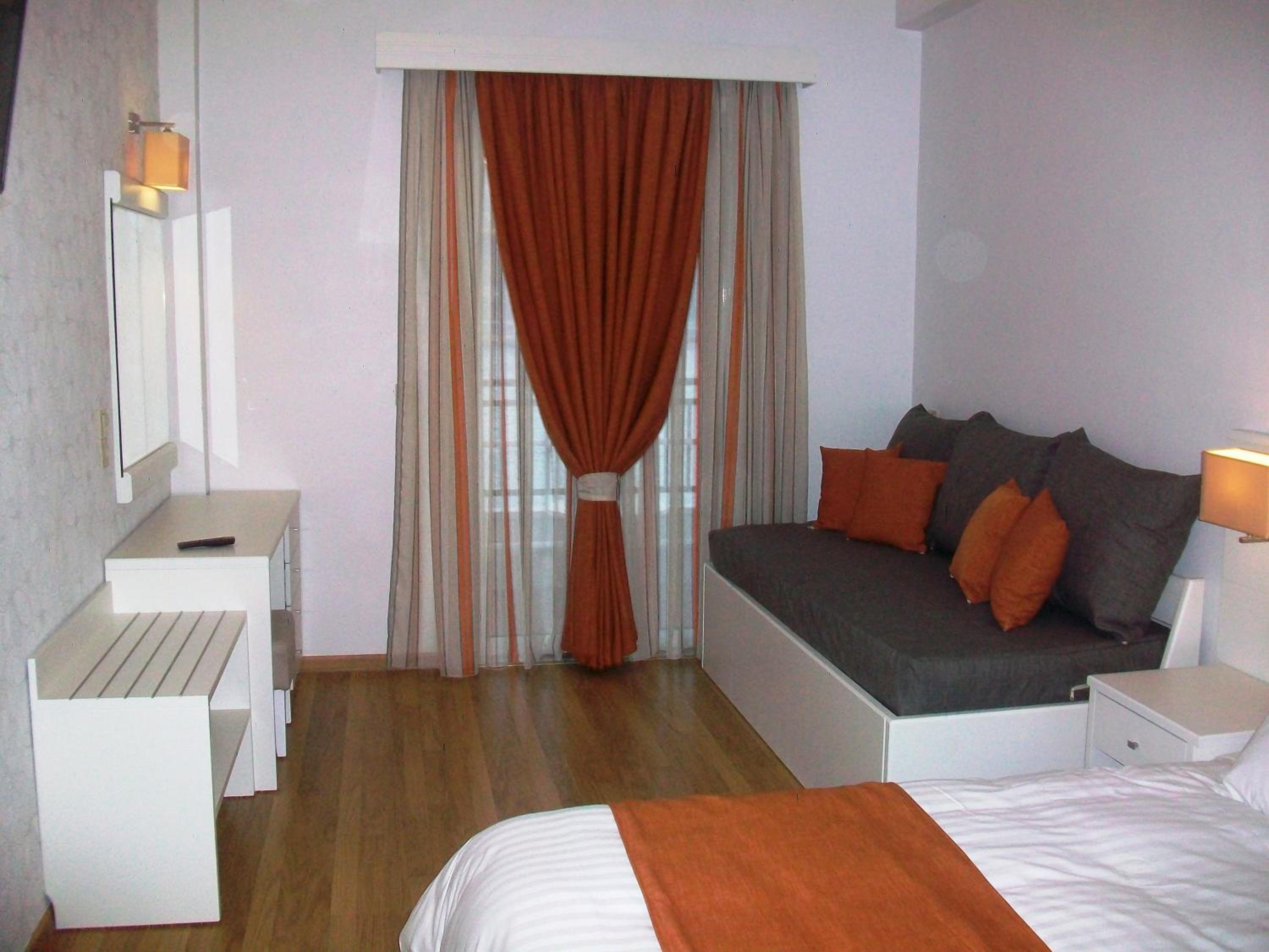 Superior Triple Room - Sea Front