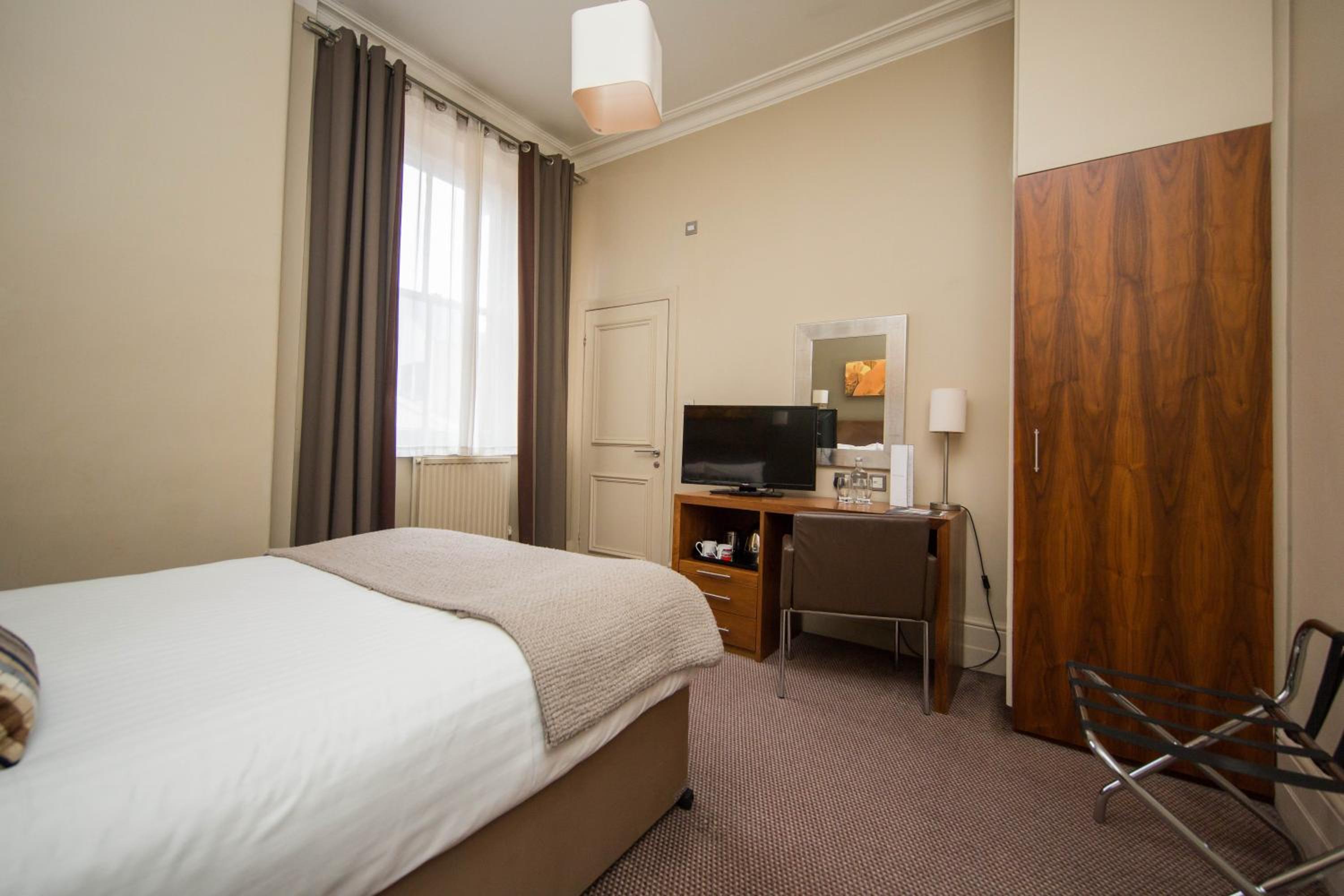 Single Room 