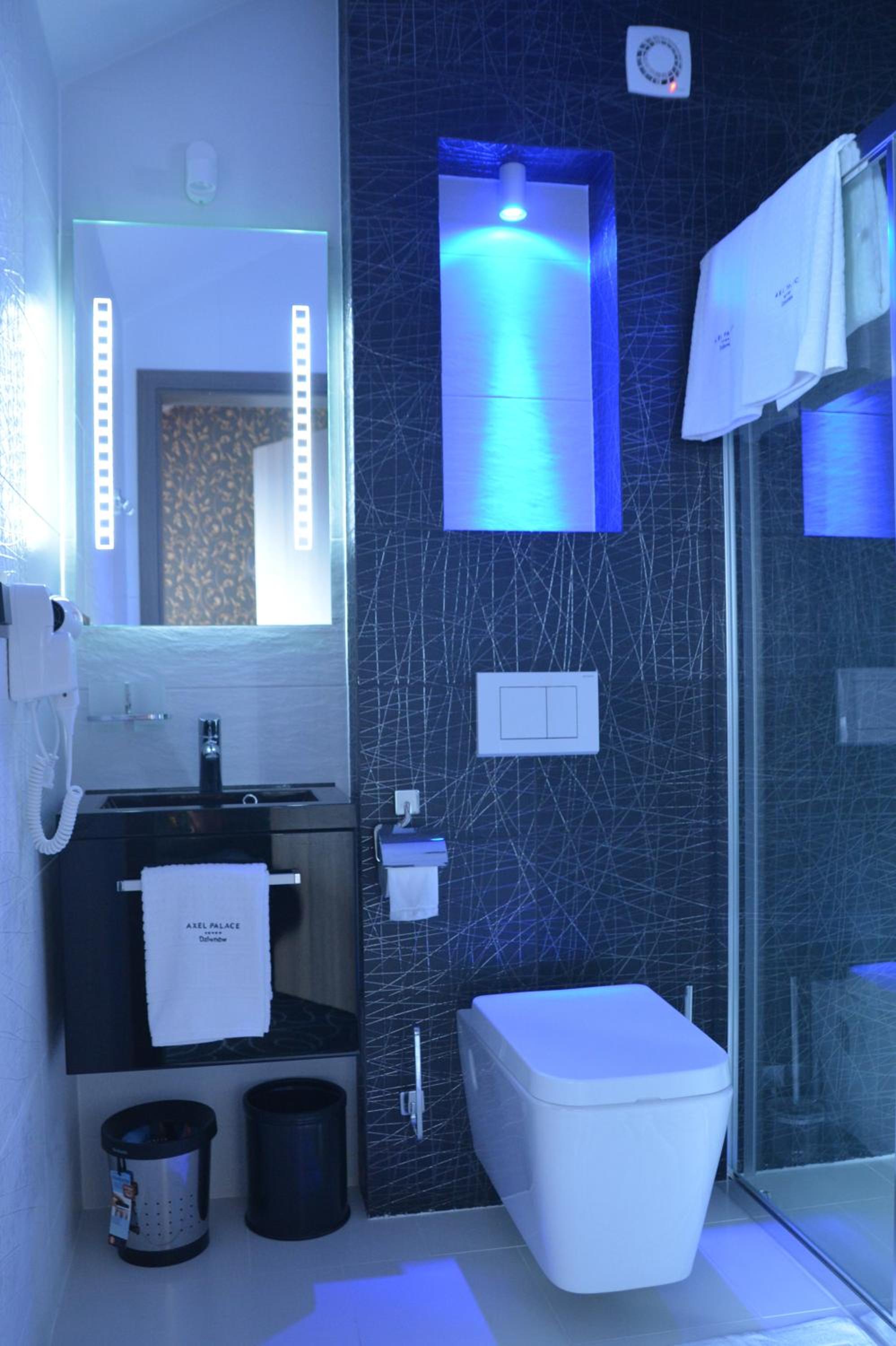 Suite with Terrace - Photo 5