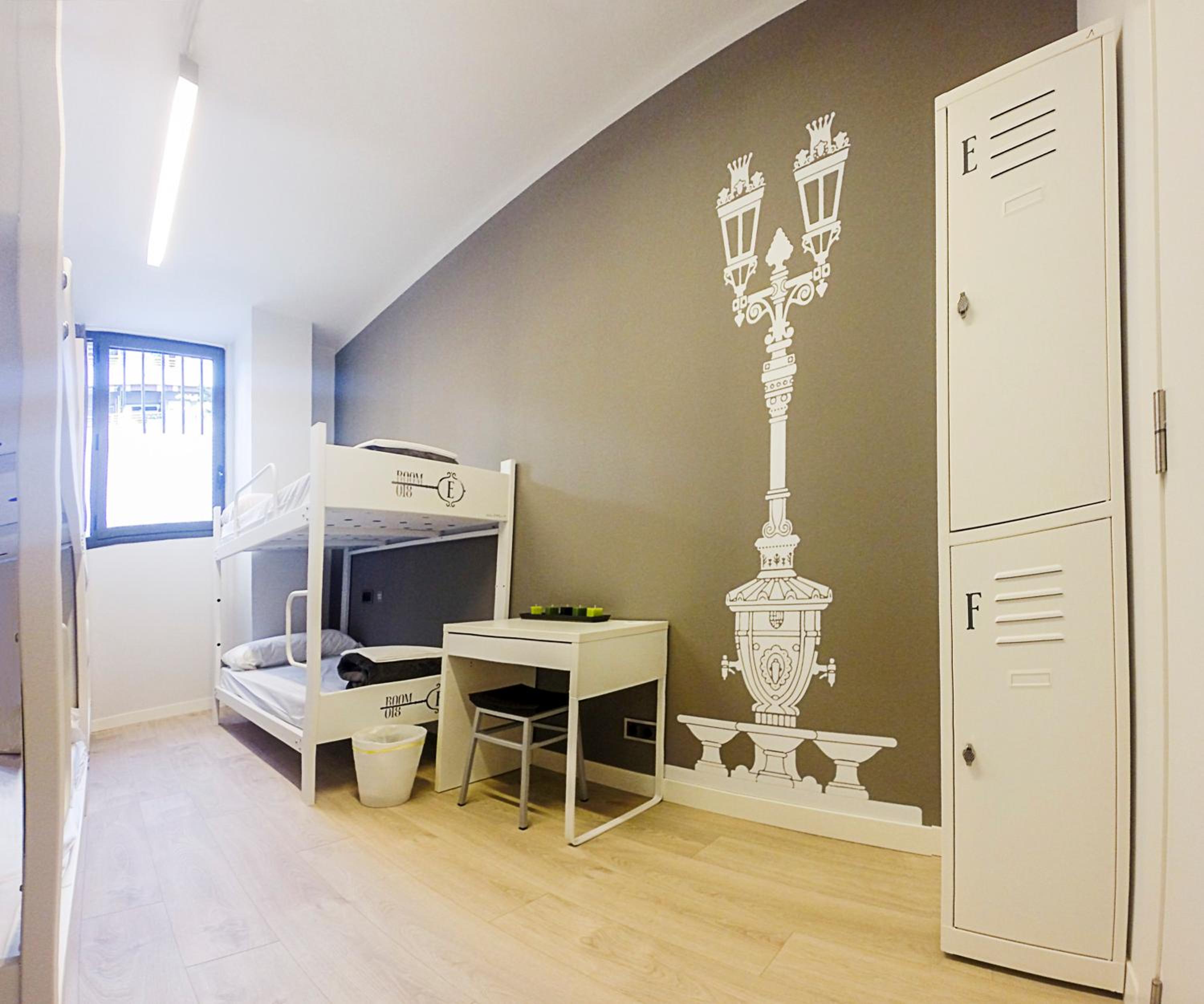 Cama en Habitación Compartida Mixta de 6 Camas