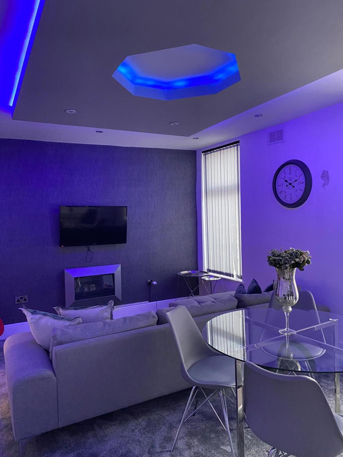 Three-Bedroom Apartment - Photo 1