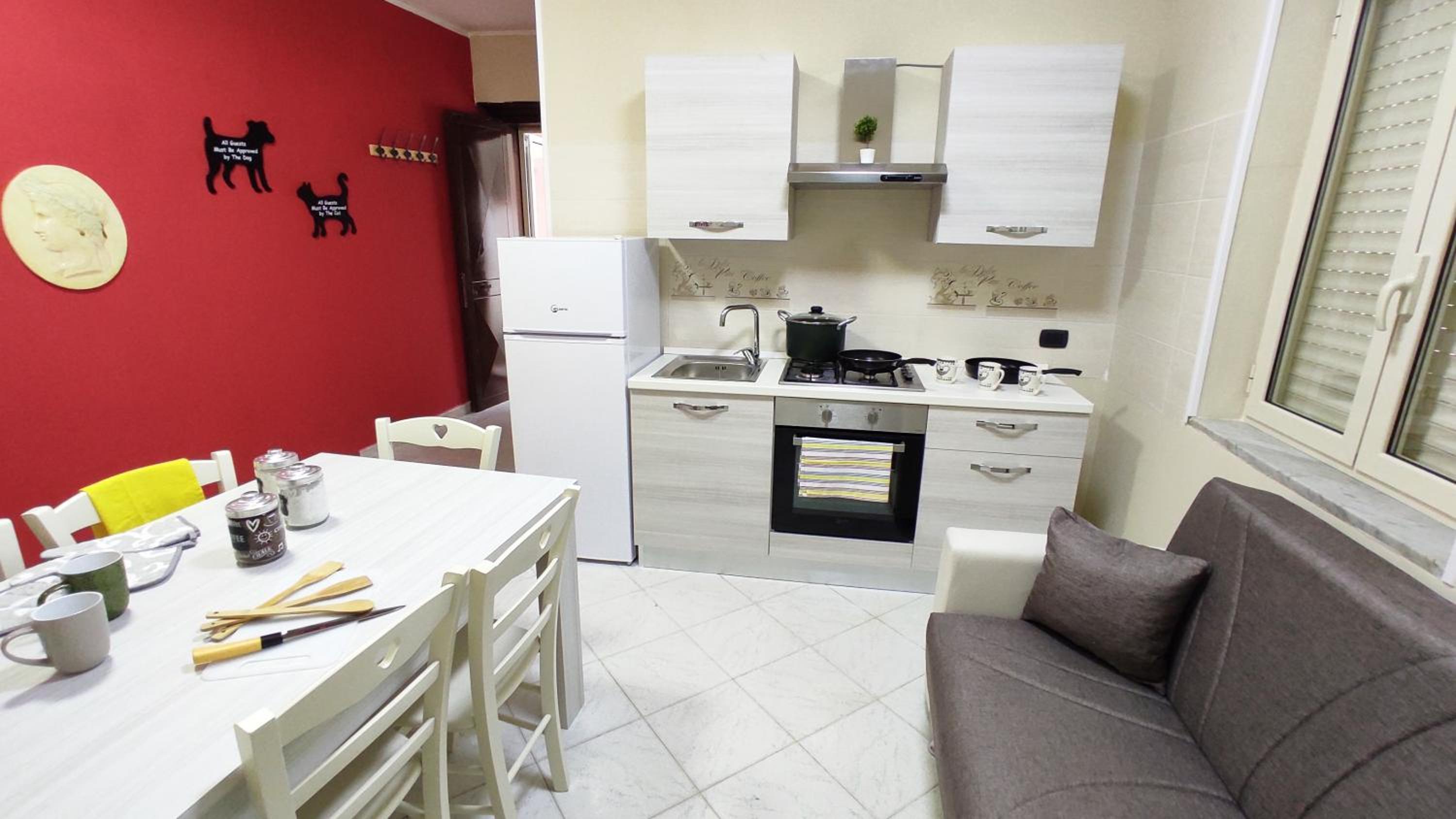 Two-Bedroom Apartment - Photo 8