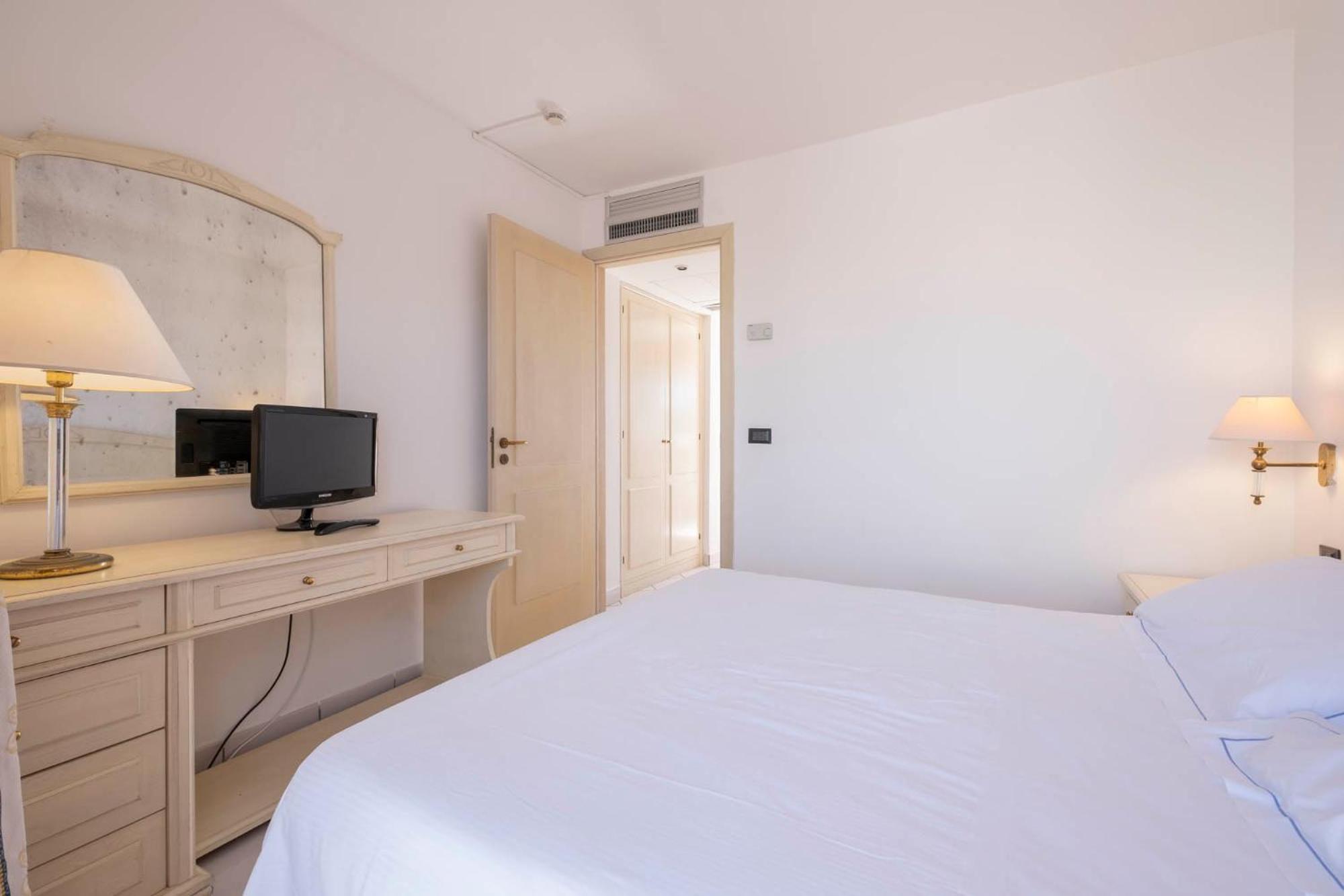 Junior Suite with Sea View - Photo 5