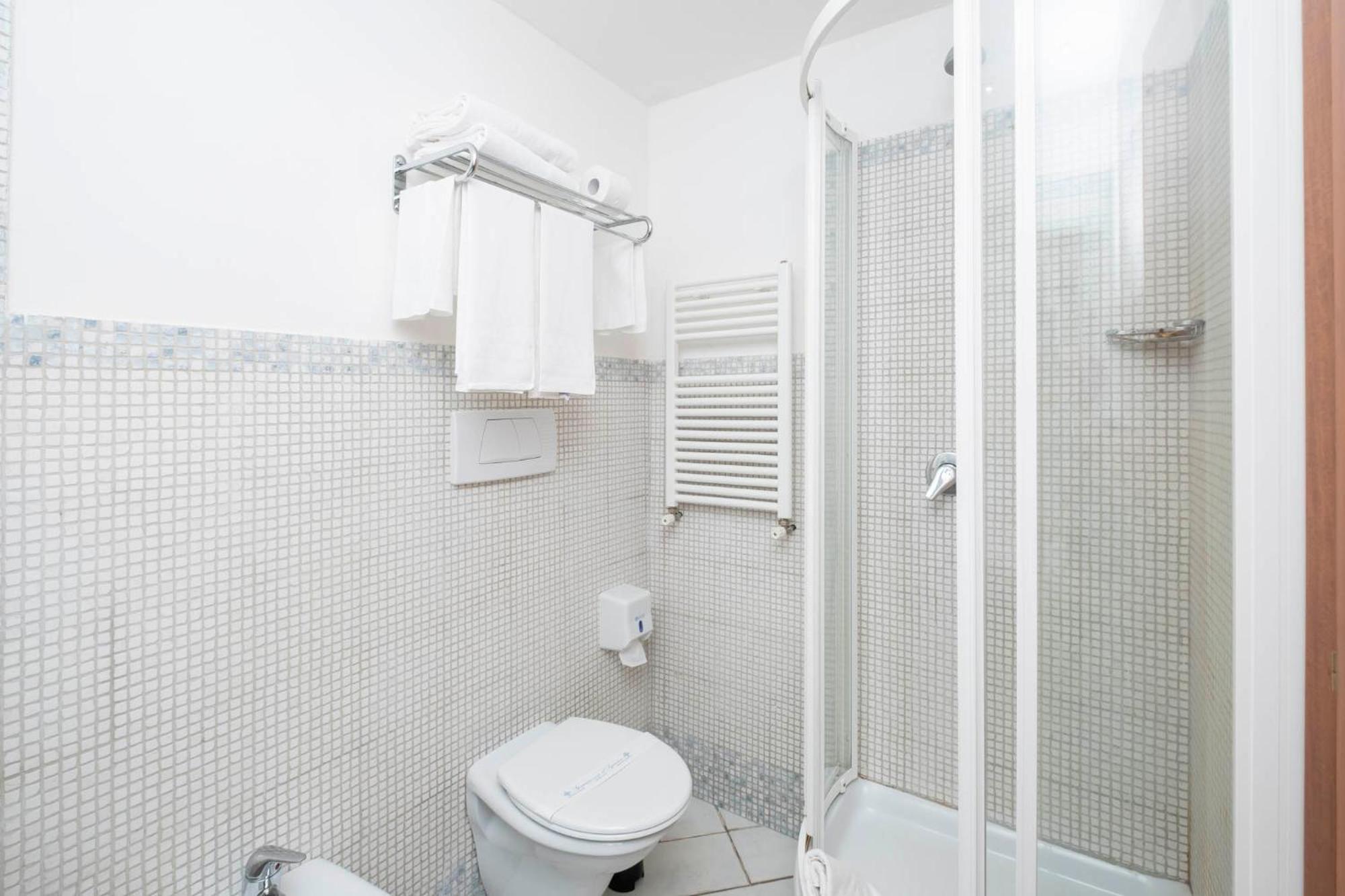 Junior Suite with Sea View - Photo 7