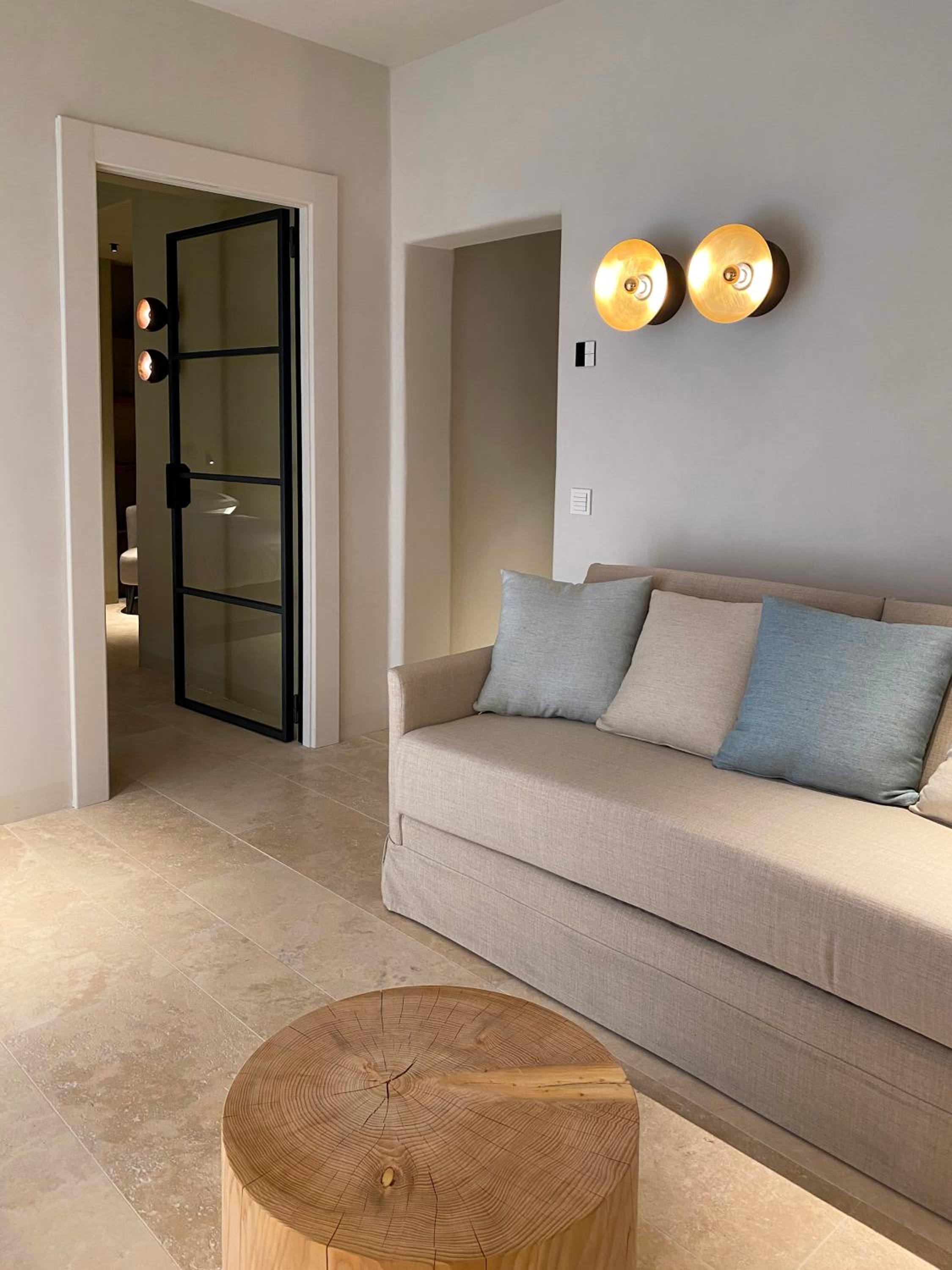 Apartment with Garden View - Photo 4