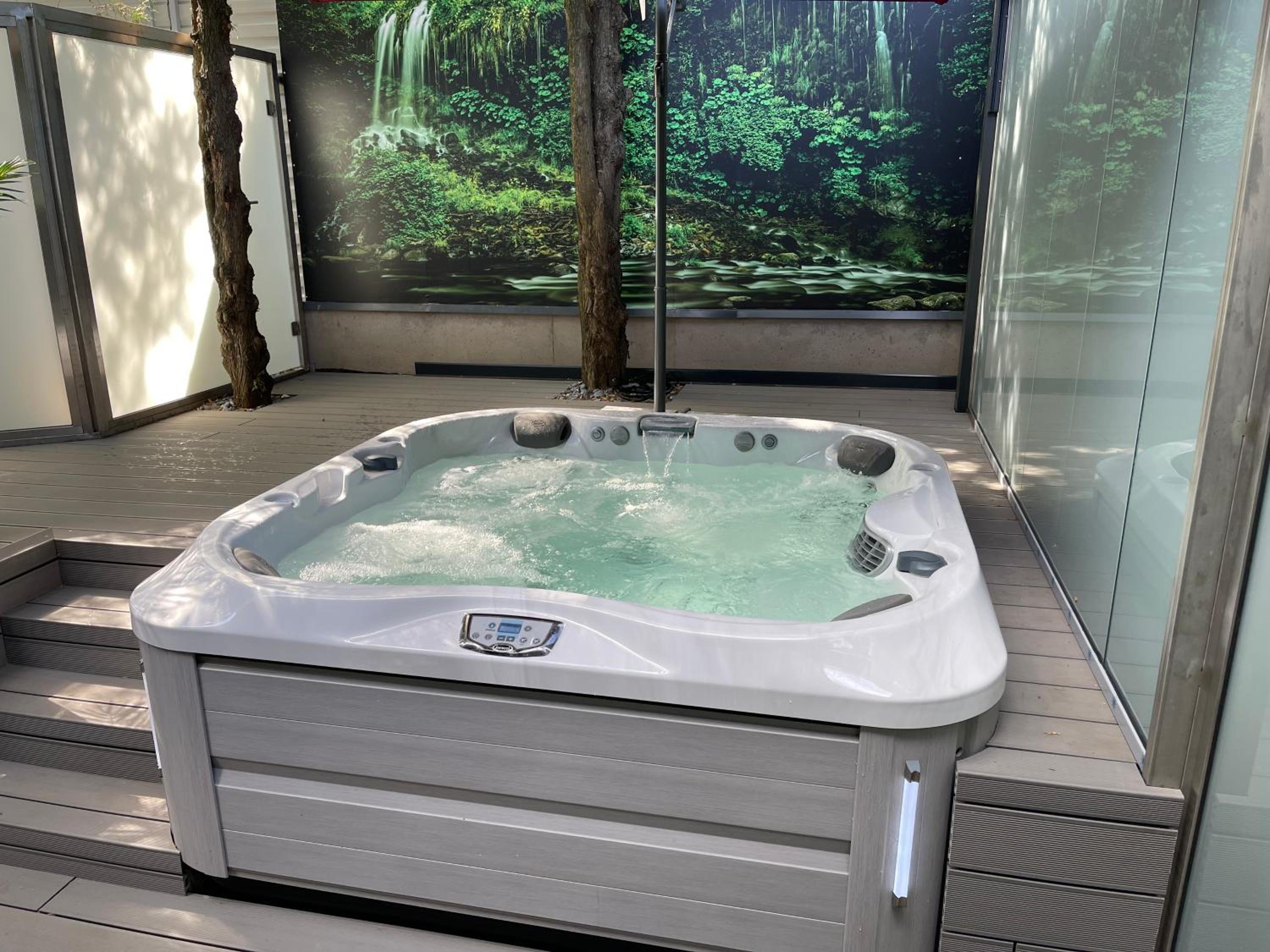 Queen Room with Spa Bath - Photo 8
