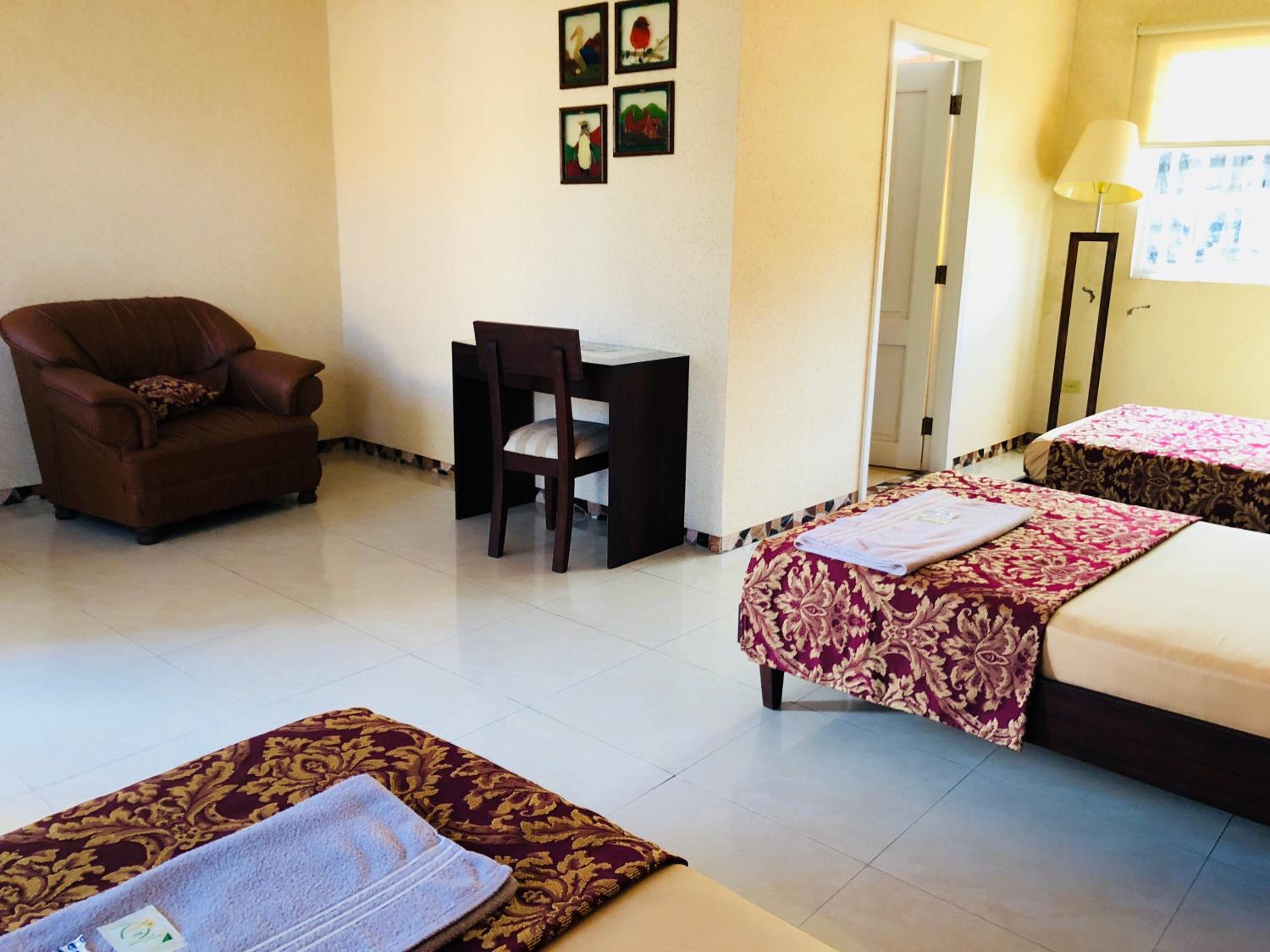 Triple Room photo 3