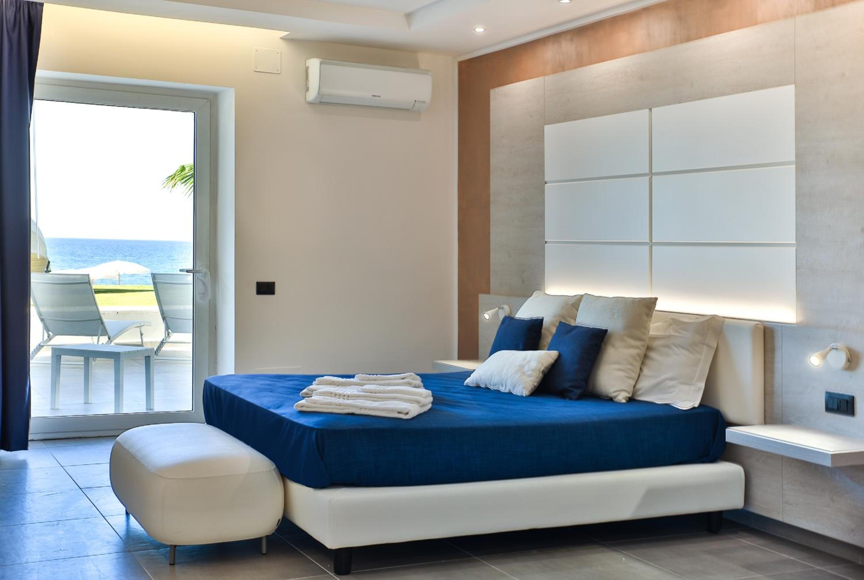 Triple Room with Sea View - Photo 1