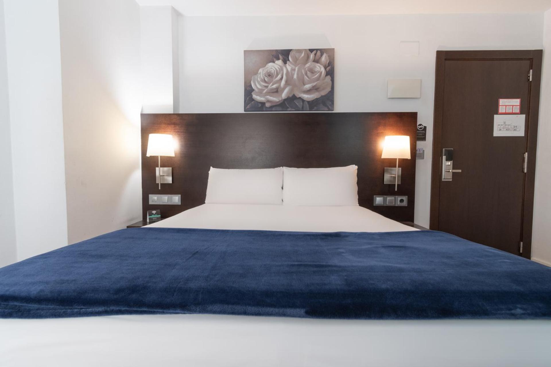 Superior Double Or Twin Room With Terrace photo 3