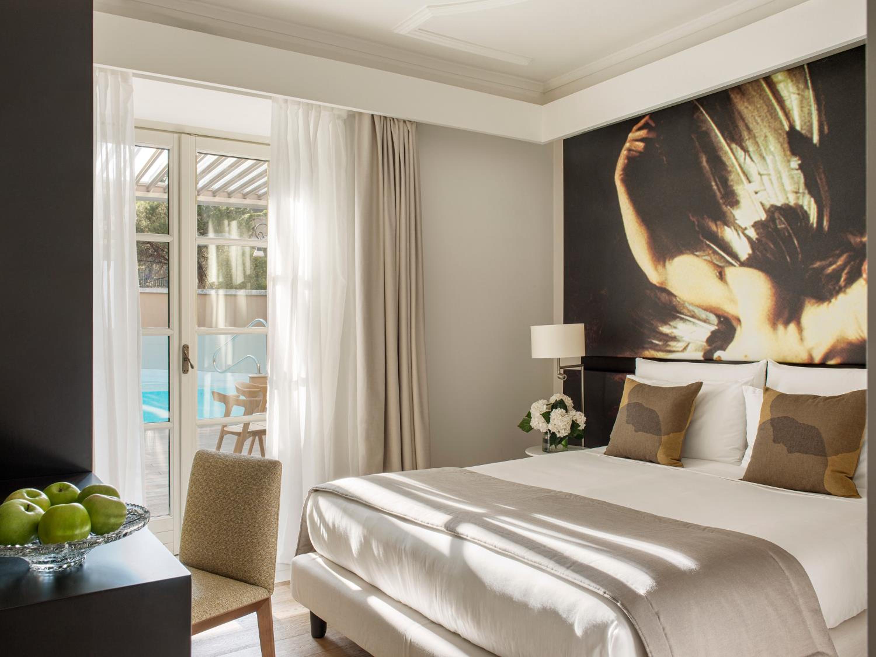 Supreme Room with Whirlpool photo 3