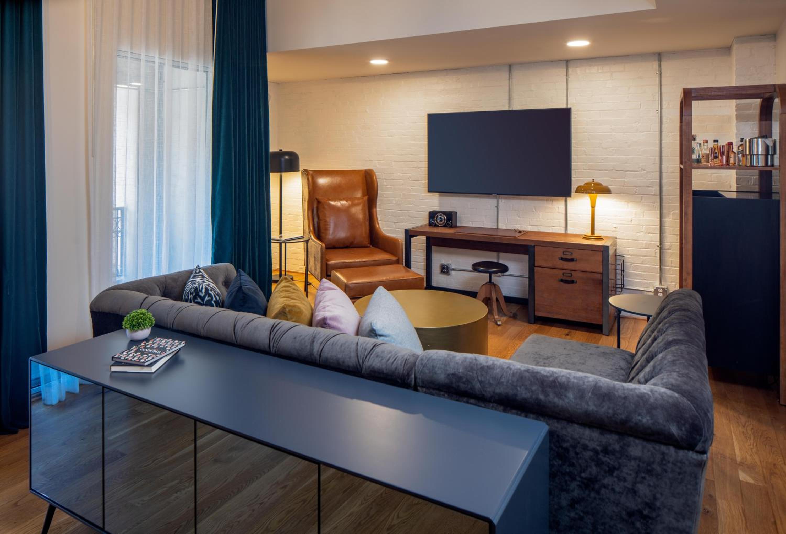 Governors Suite  photo 1
